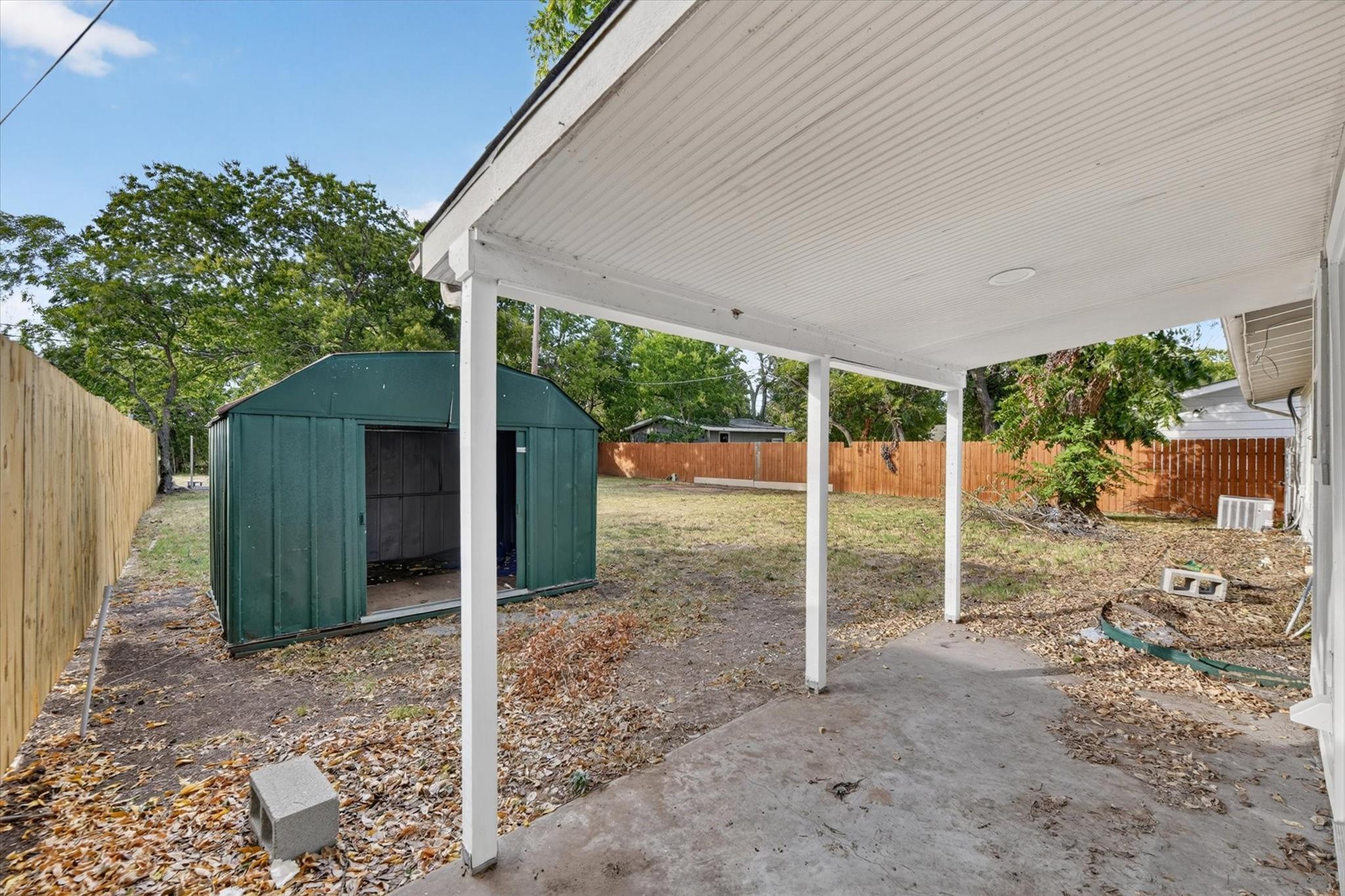 main property photo 27