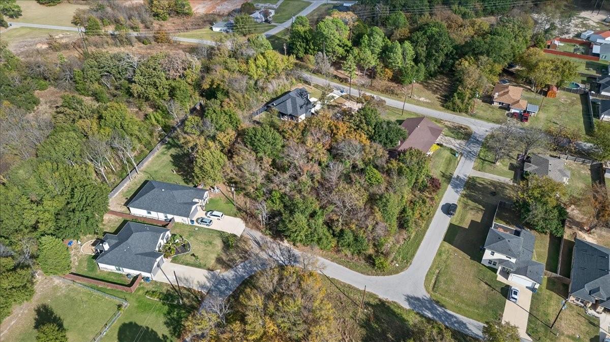 main property photo 10