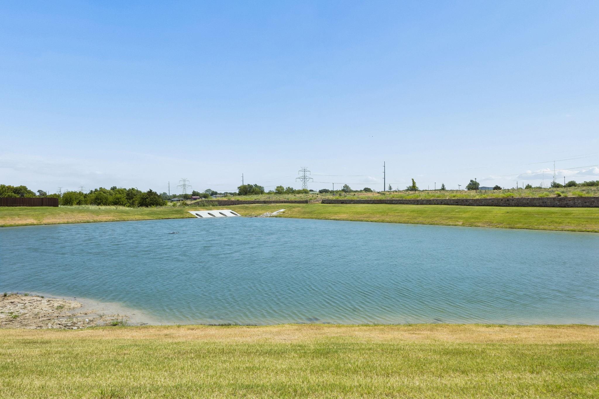 main property photo 23