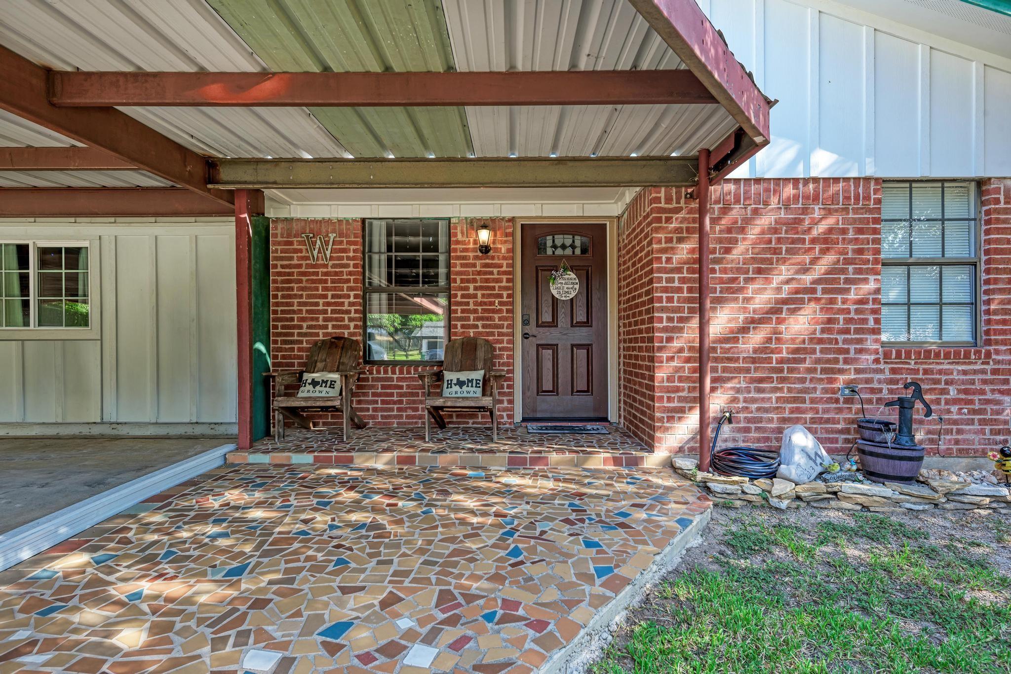 main property photo 4