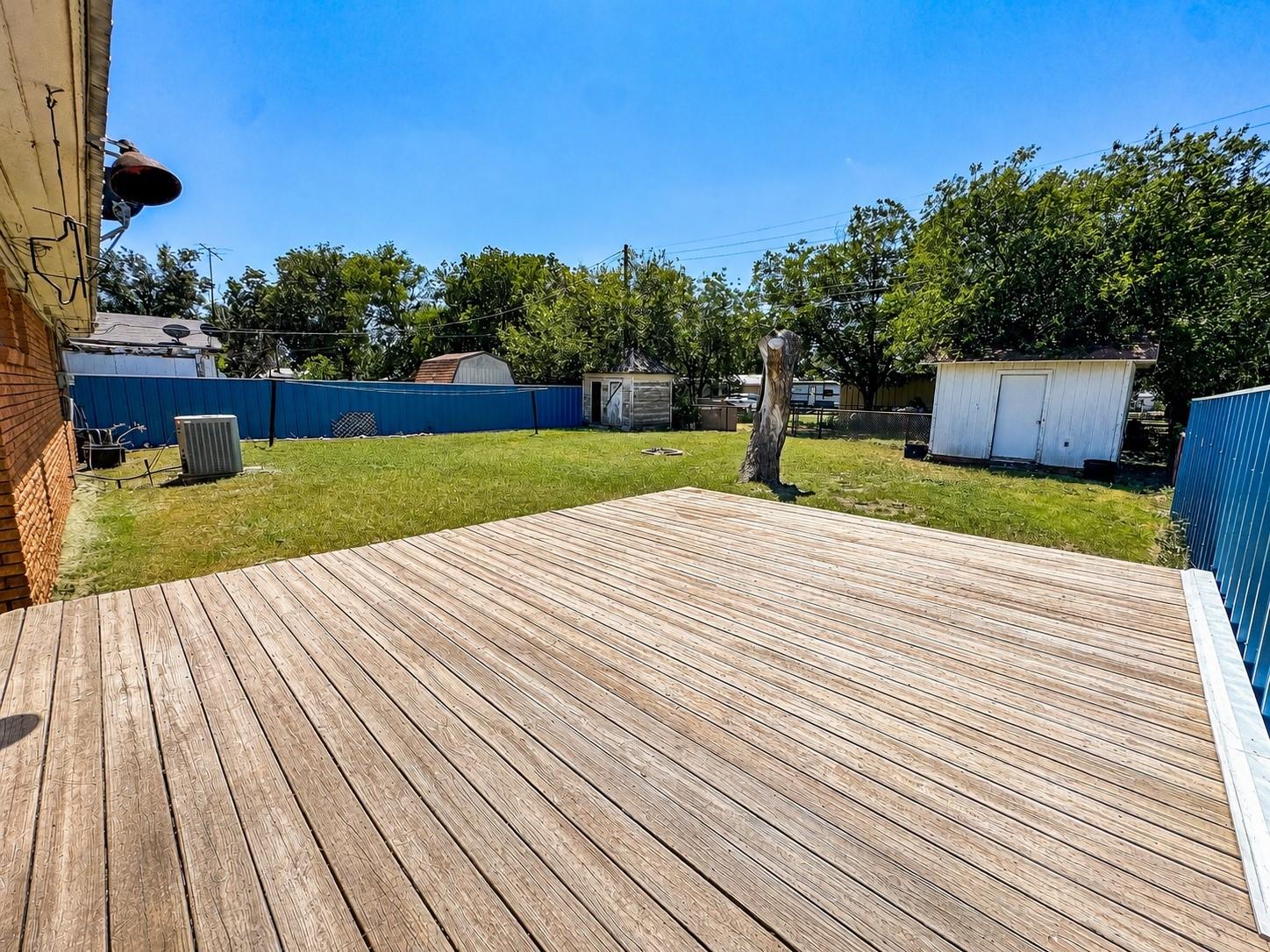 main property photo 22
