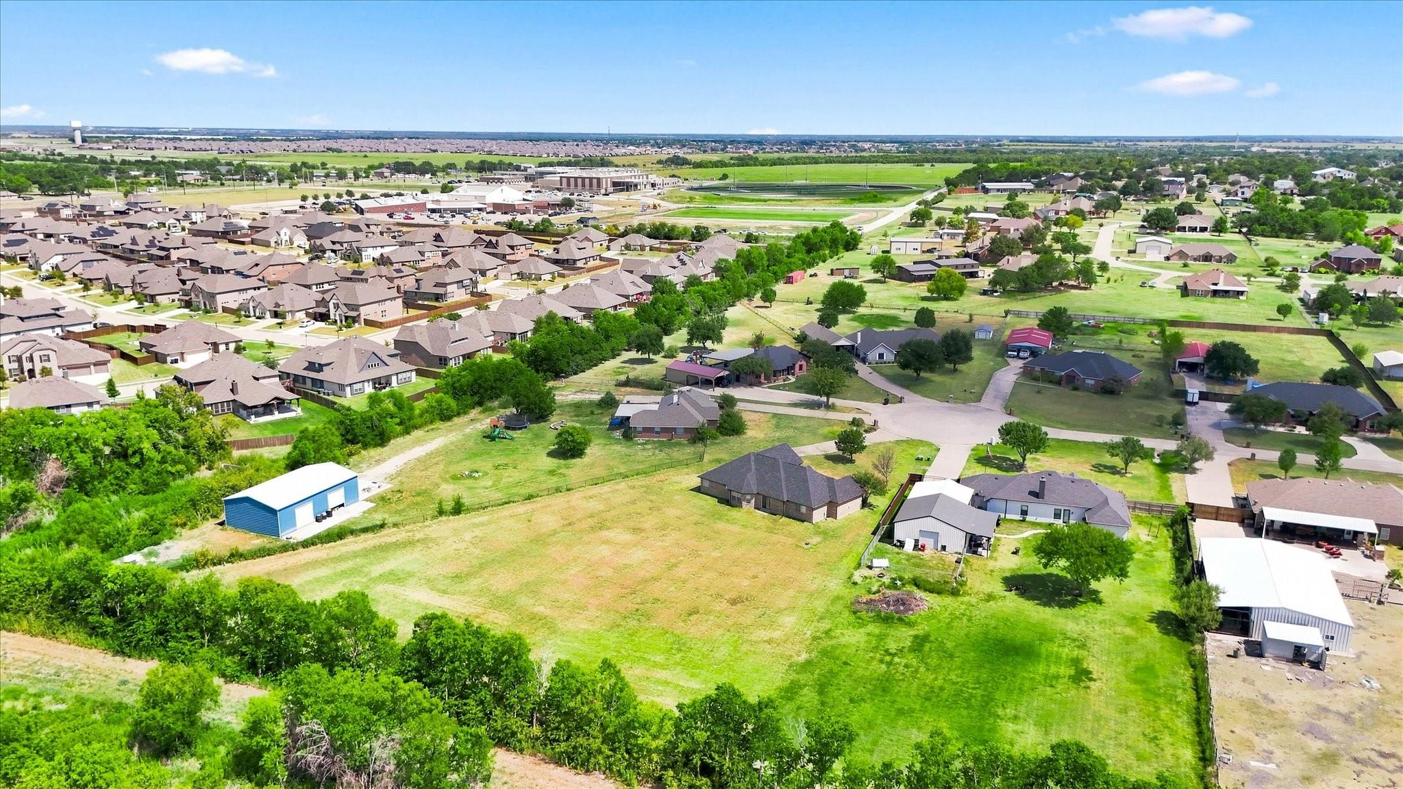 main property photo 26