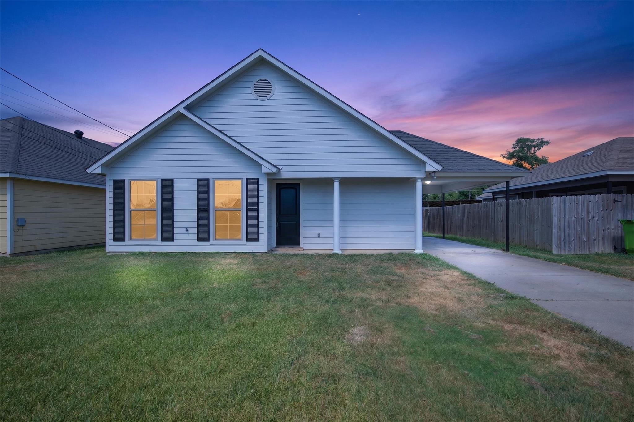 main property photo 0