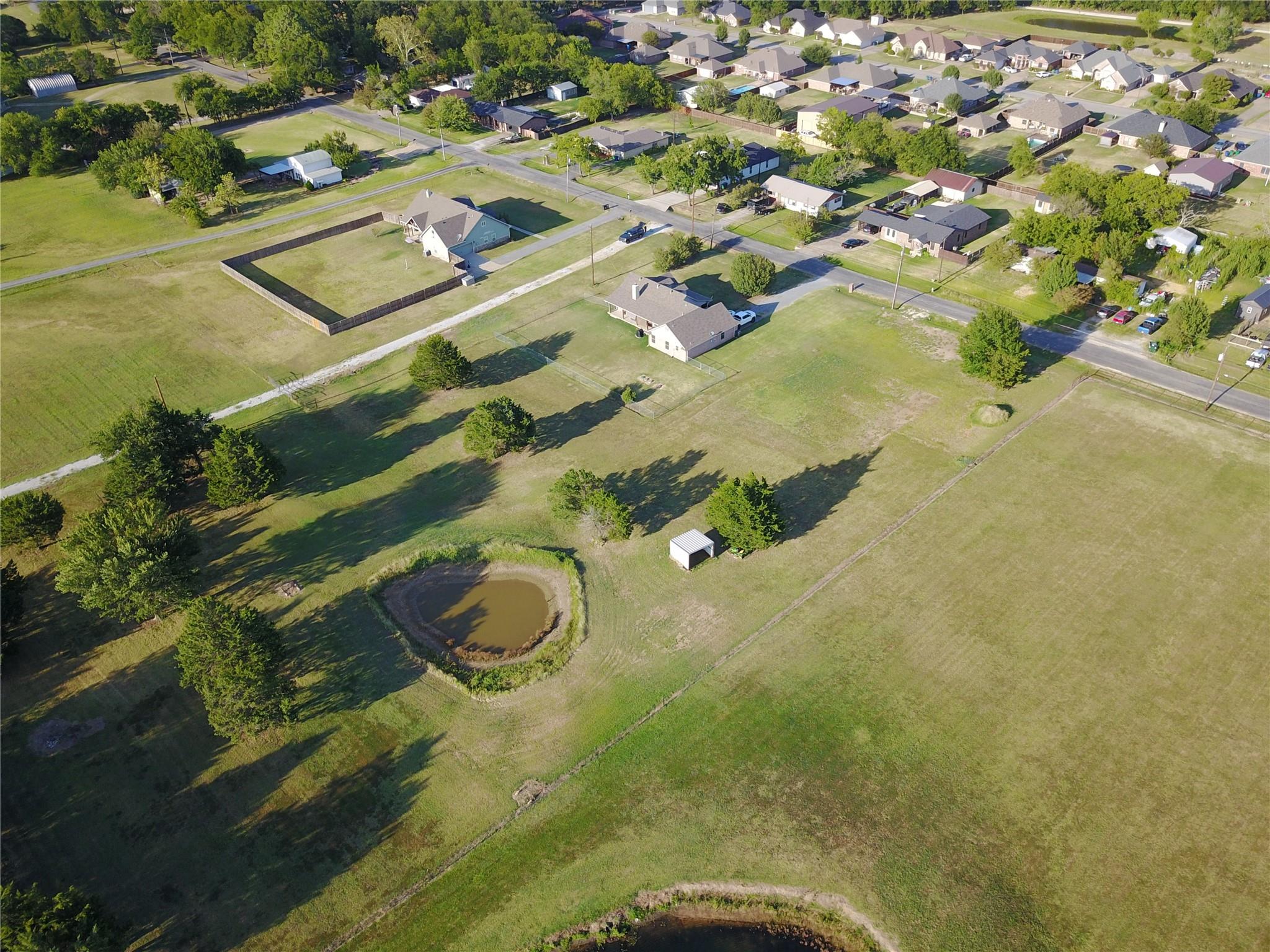 main property photo 9
