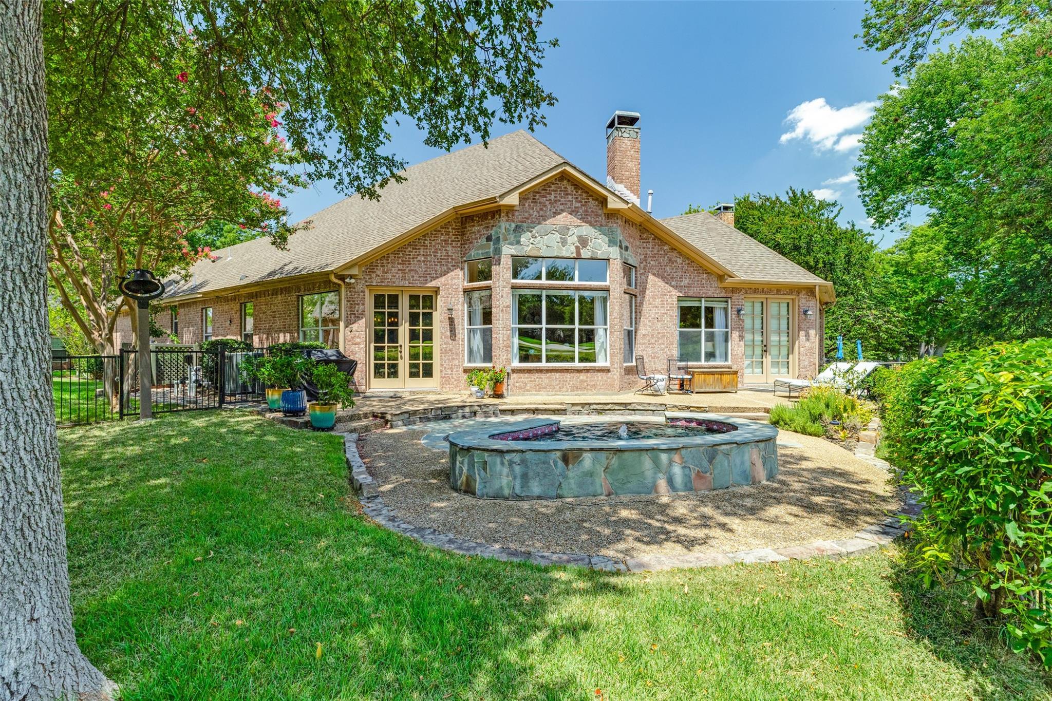 main property photo 22