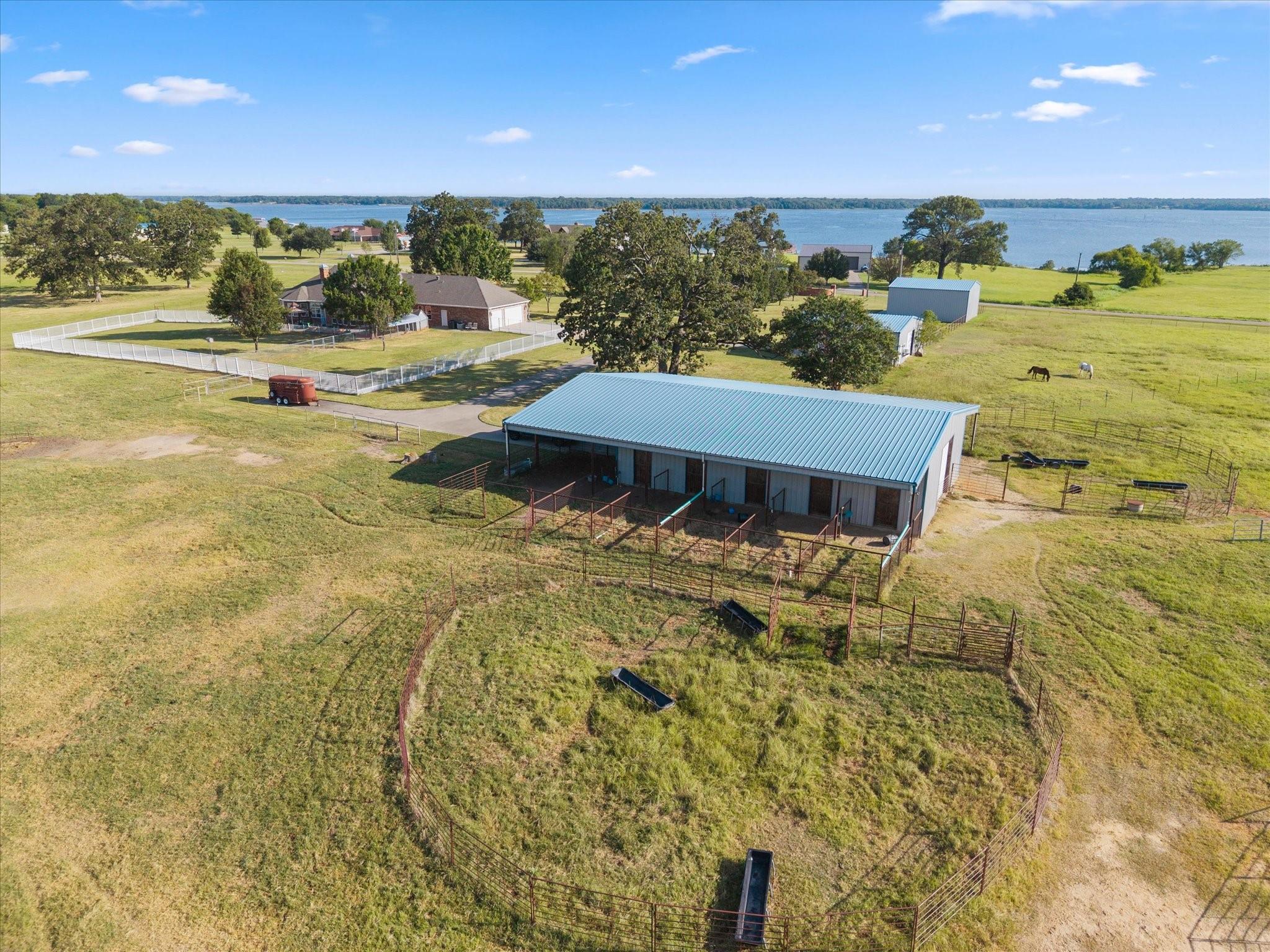 main property photo 31