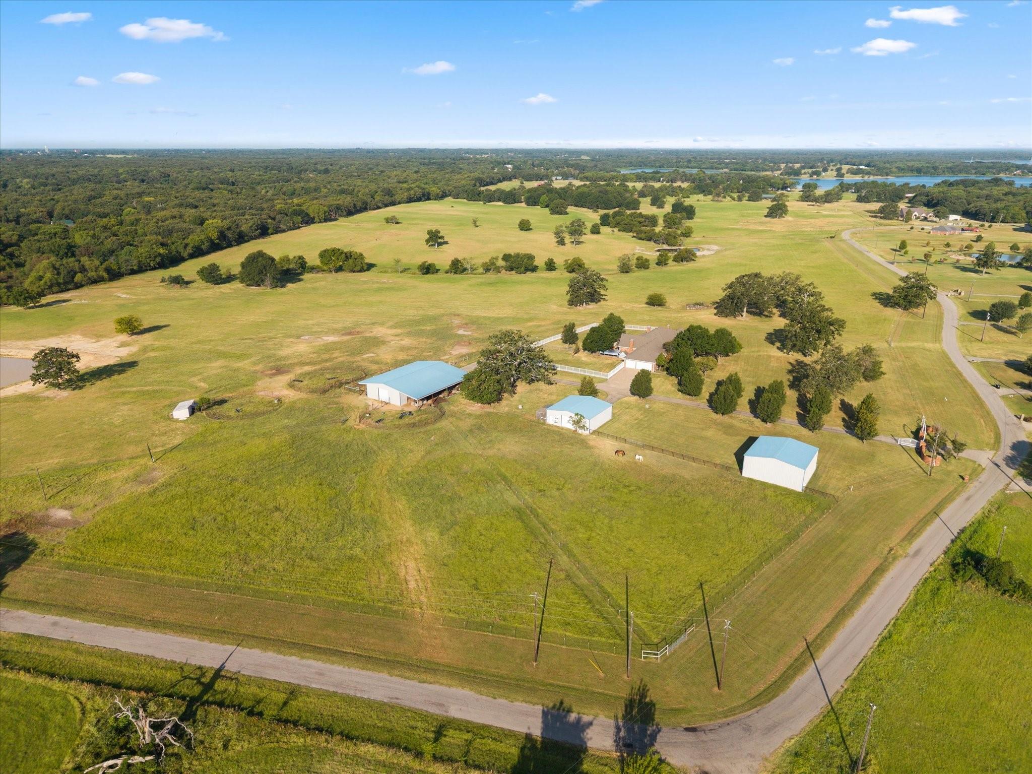 main property photo 34