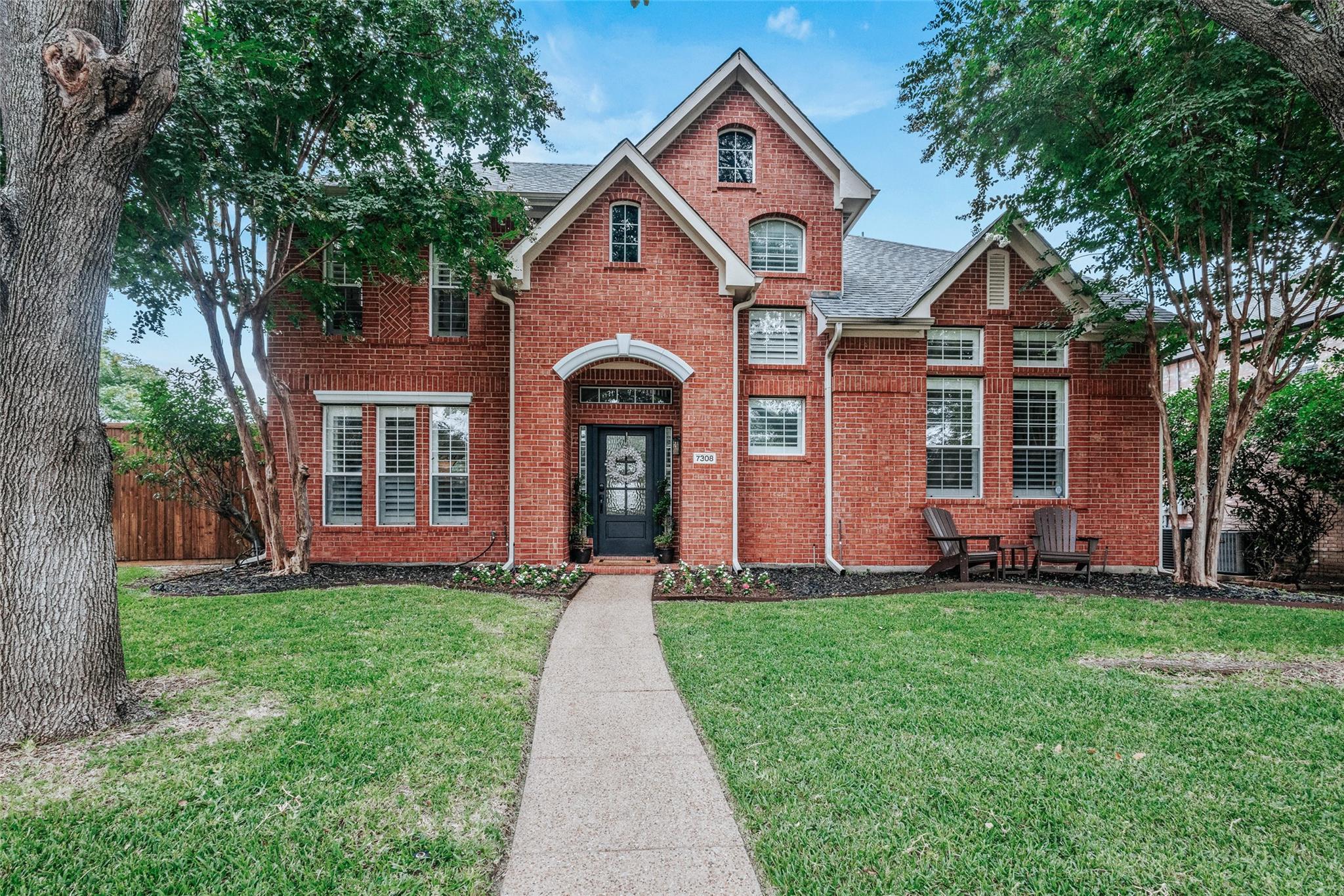 main property photo 23
