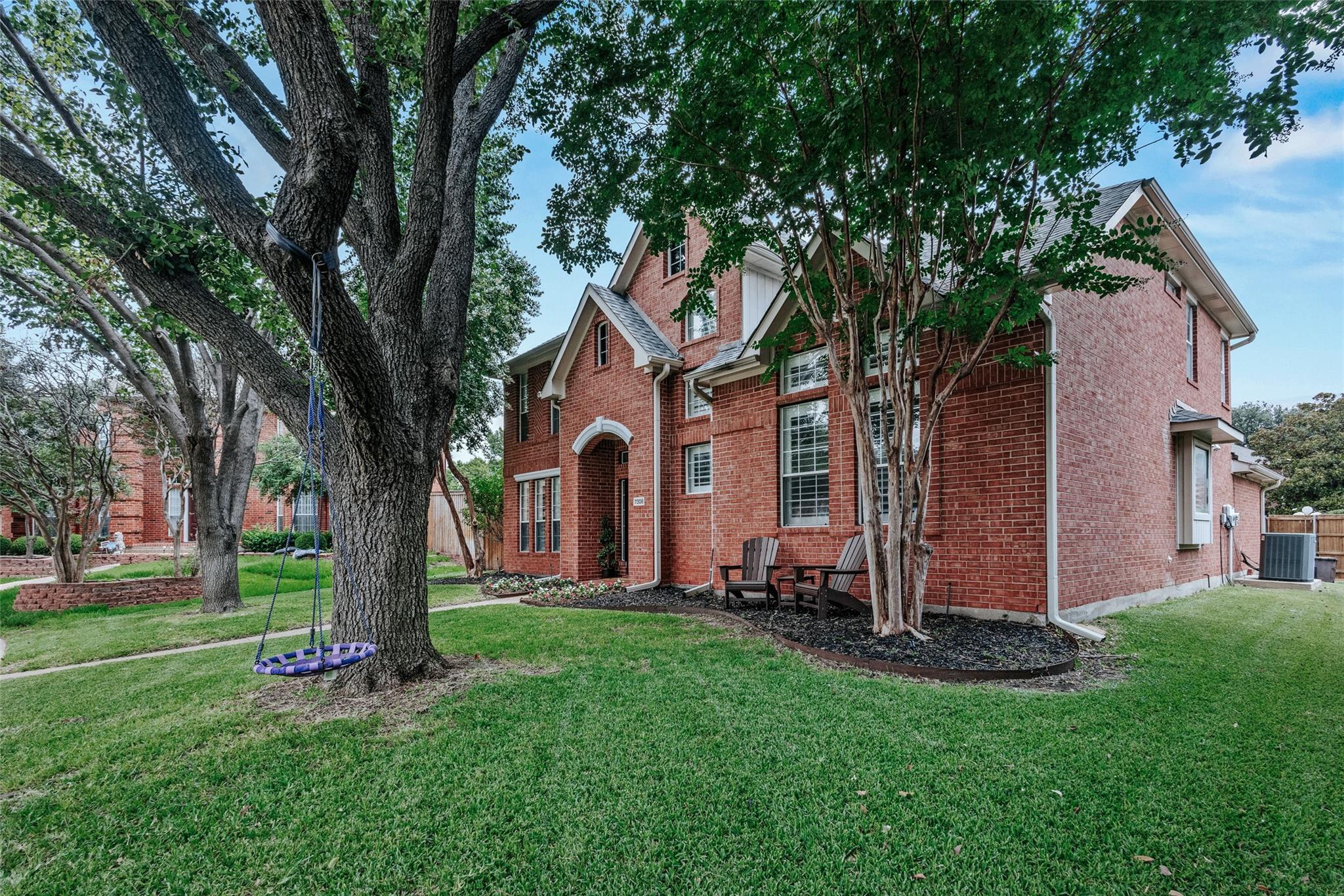 main property photo 24