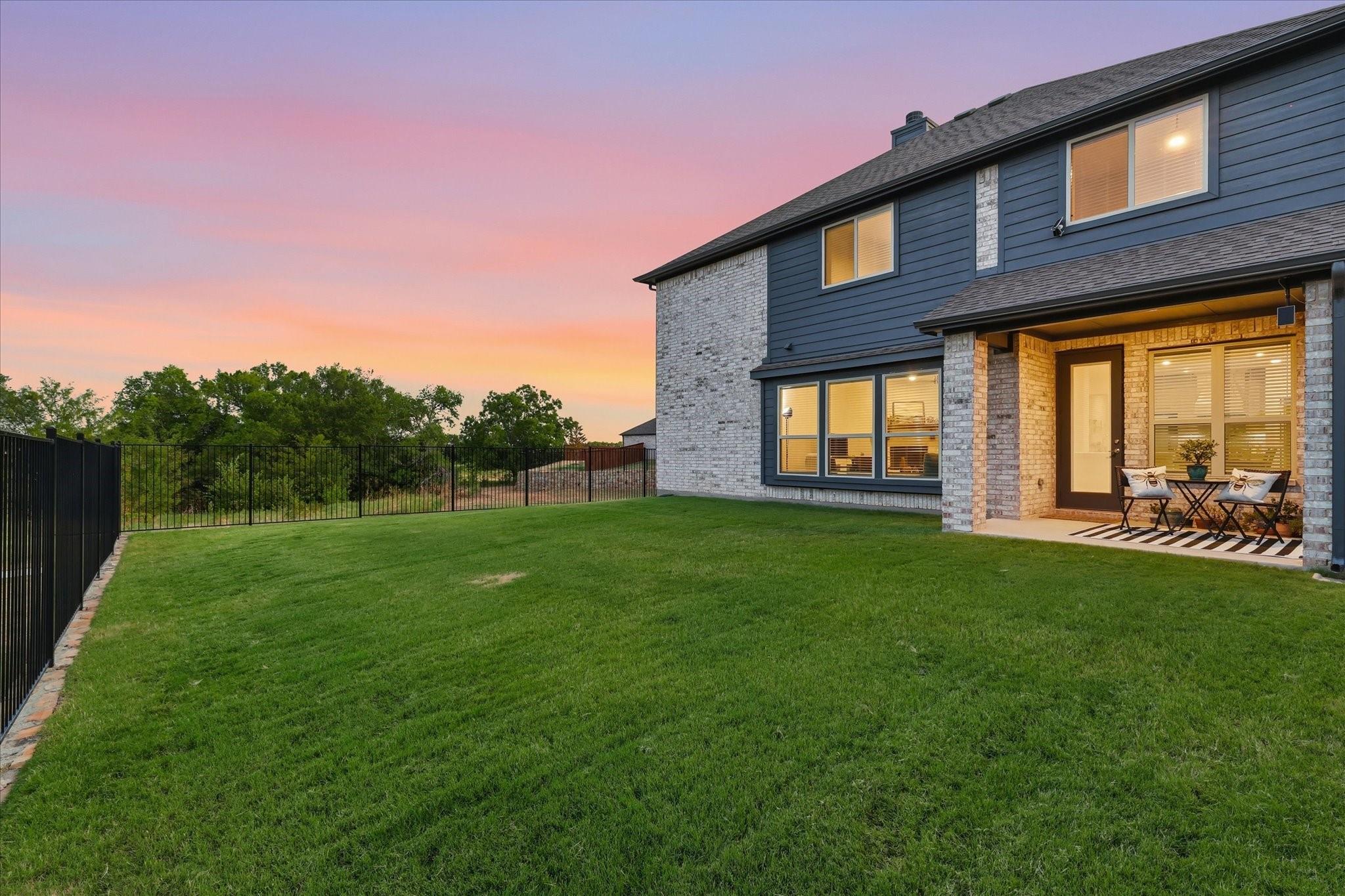 main property photo 12