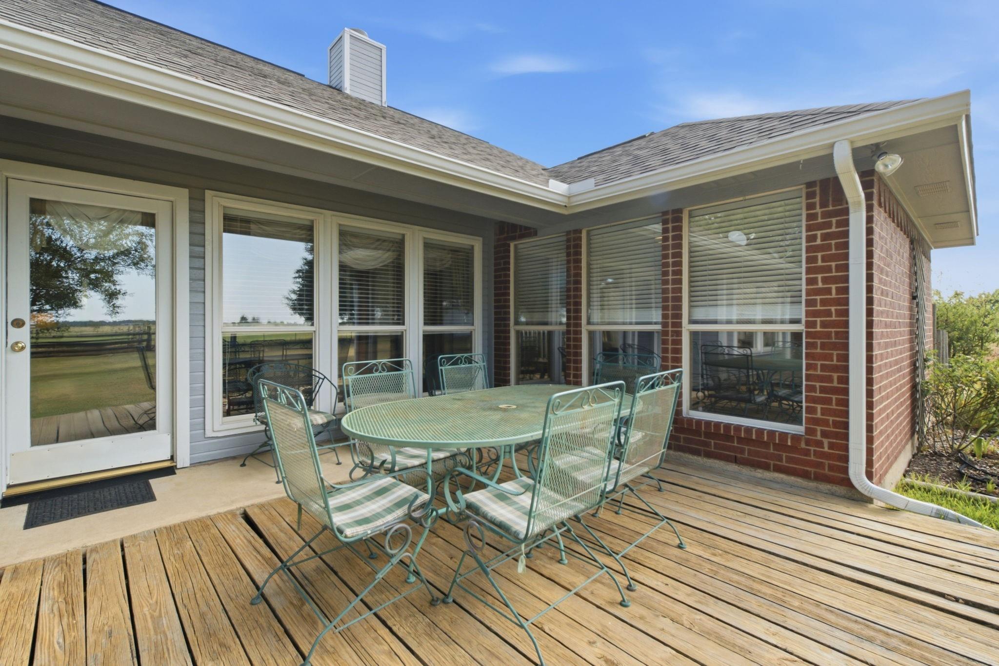 main property photo 22