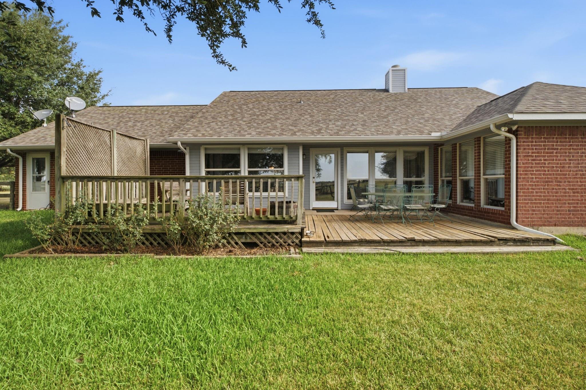 main property photo 24