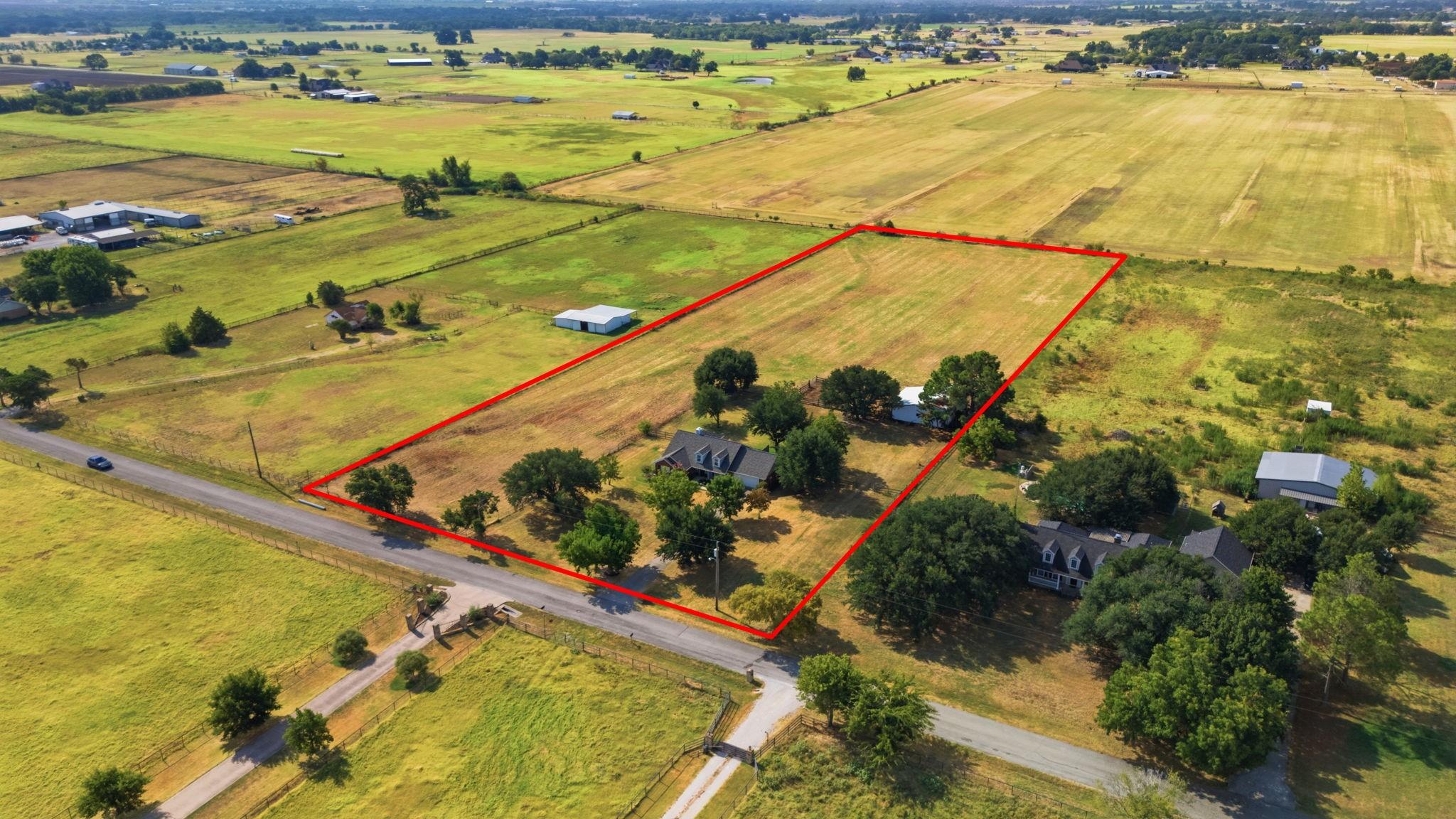 main property photo 32