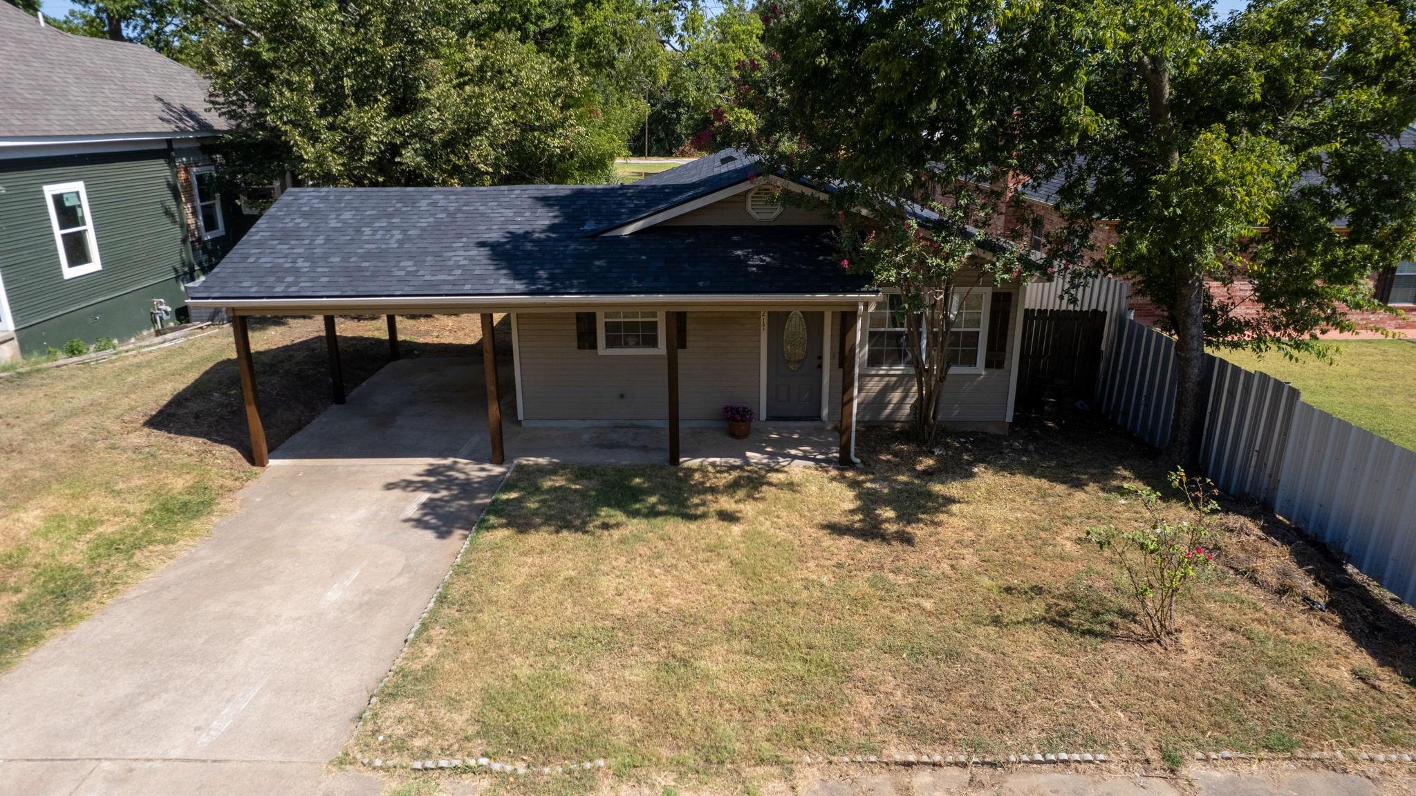 main property photo 15