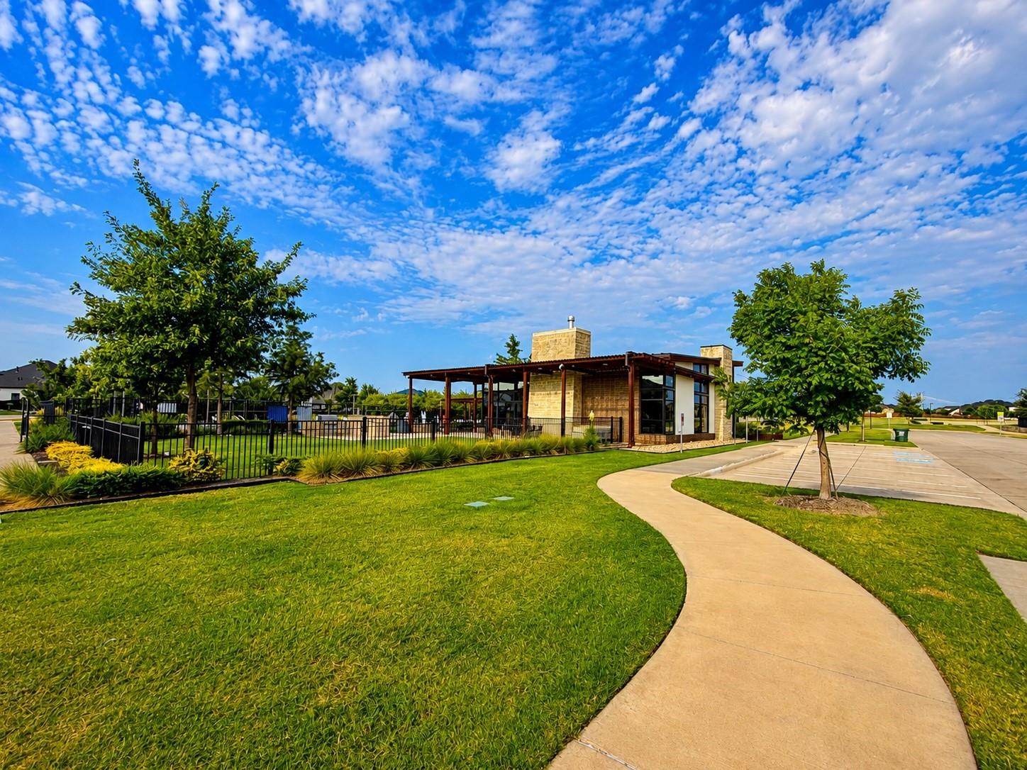 main property photo 36