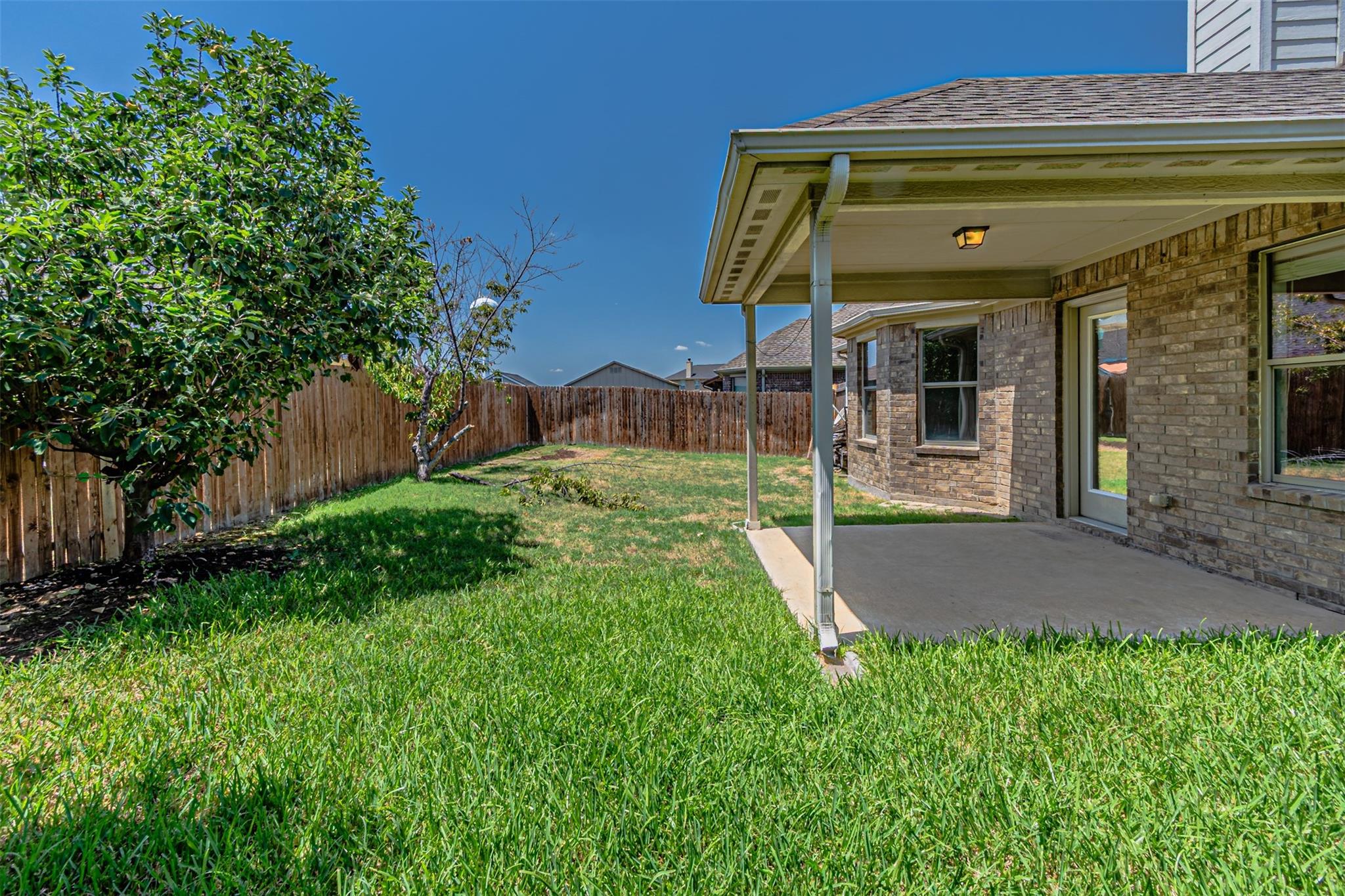 main property photo 31