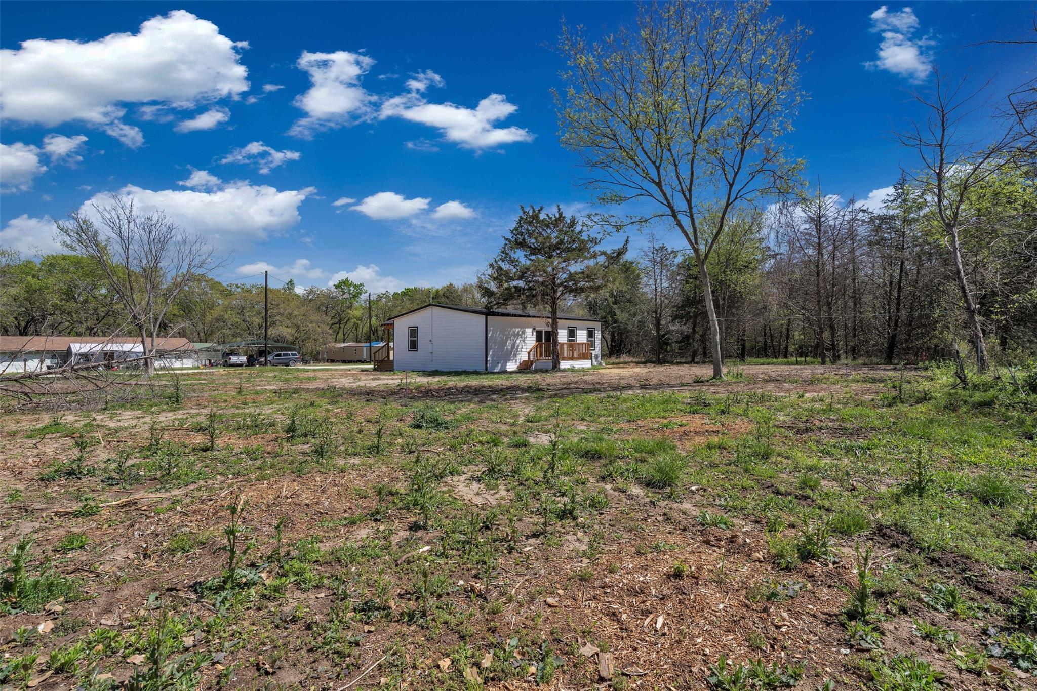 main property photo 29
