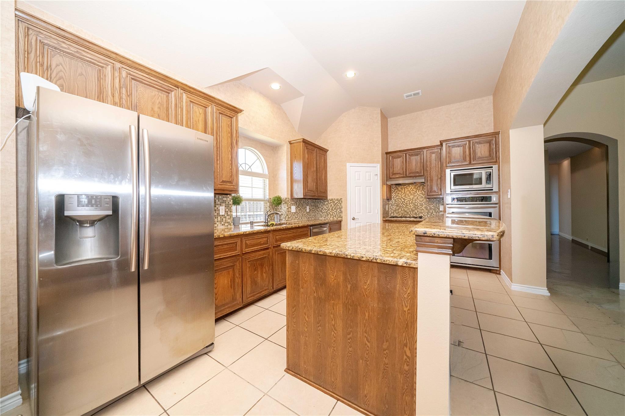 main property photo 7