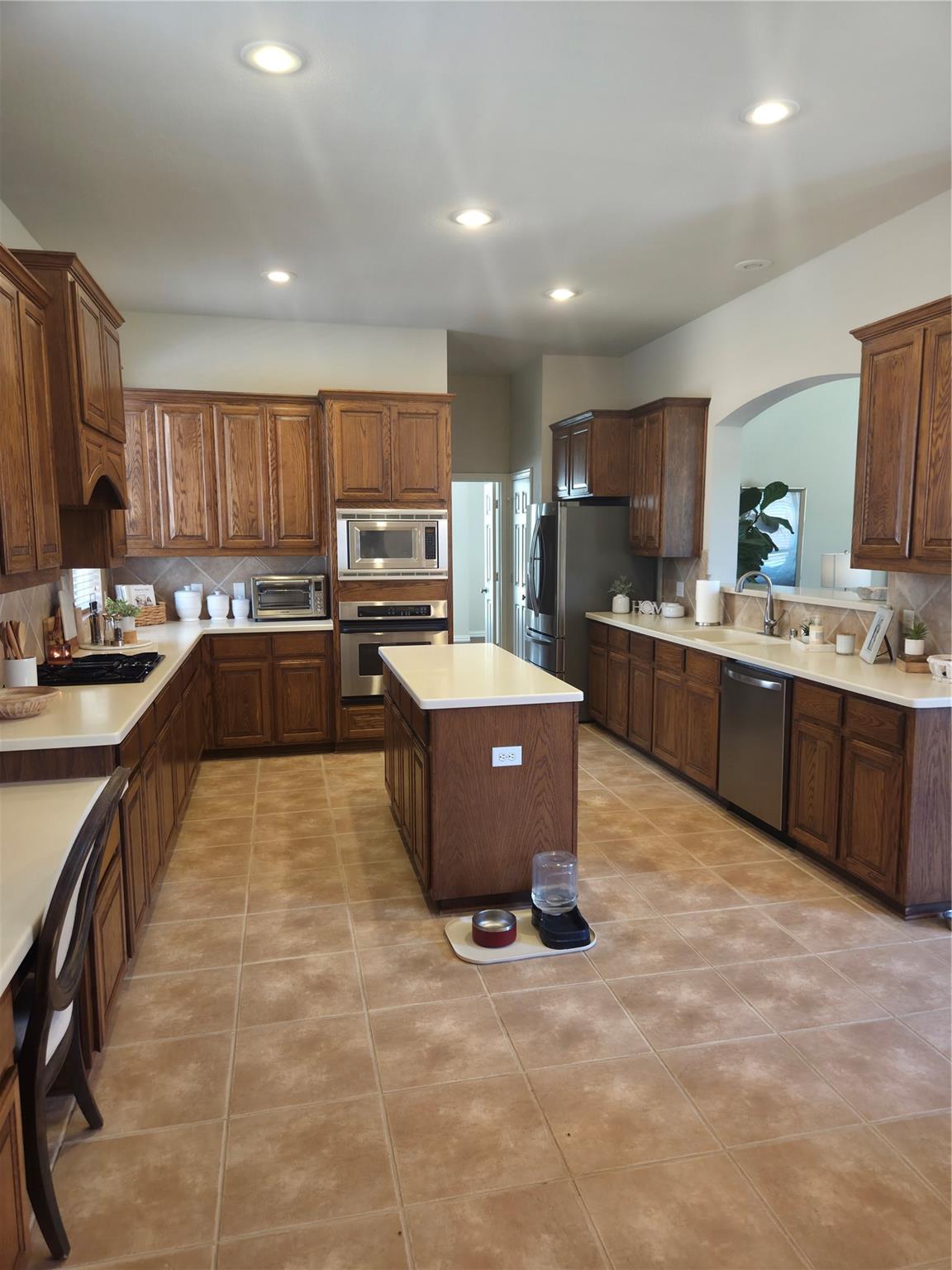 main property photo 7