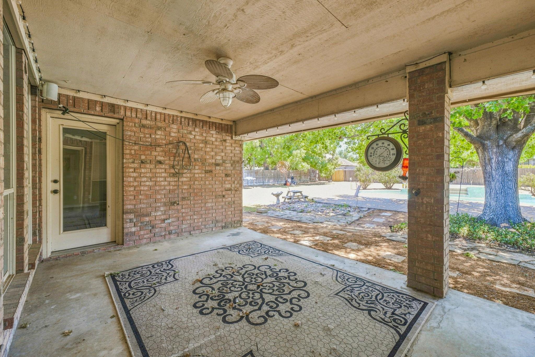 main property photo 25