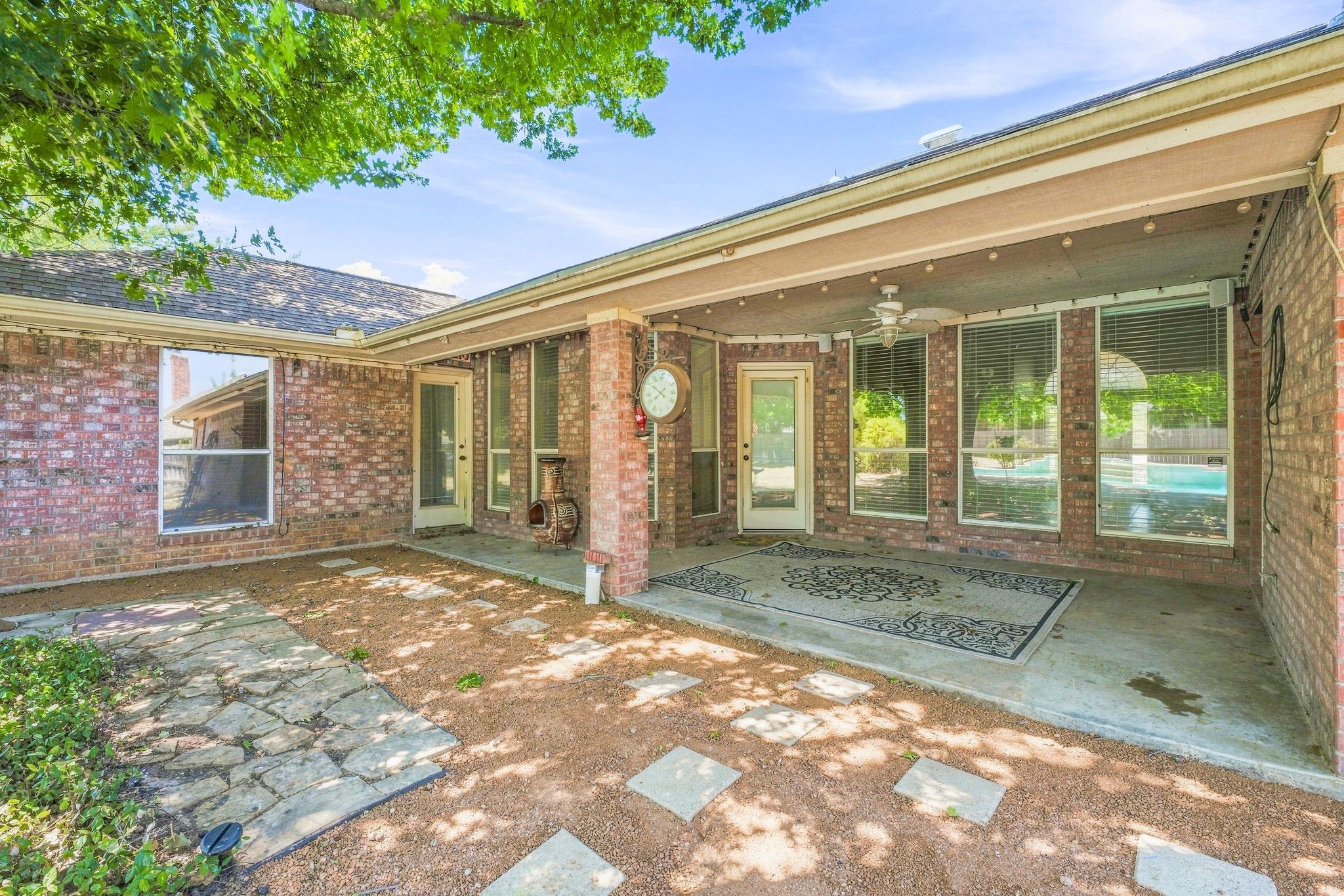 main property photo 26