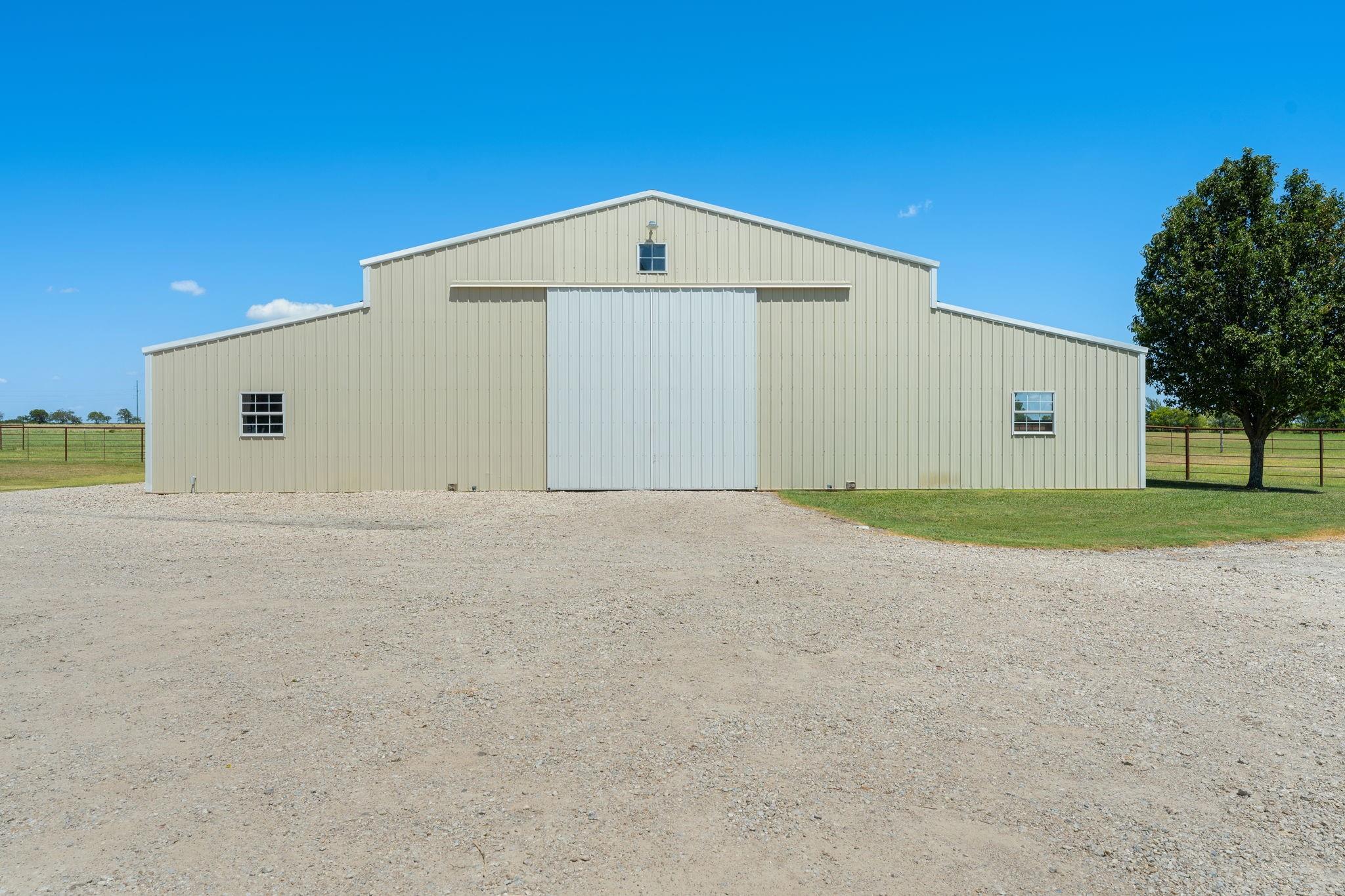 main property photo 8