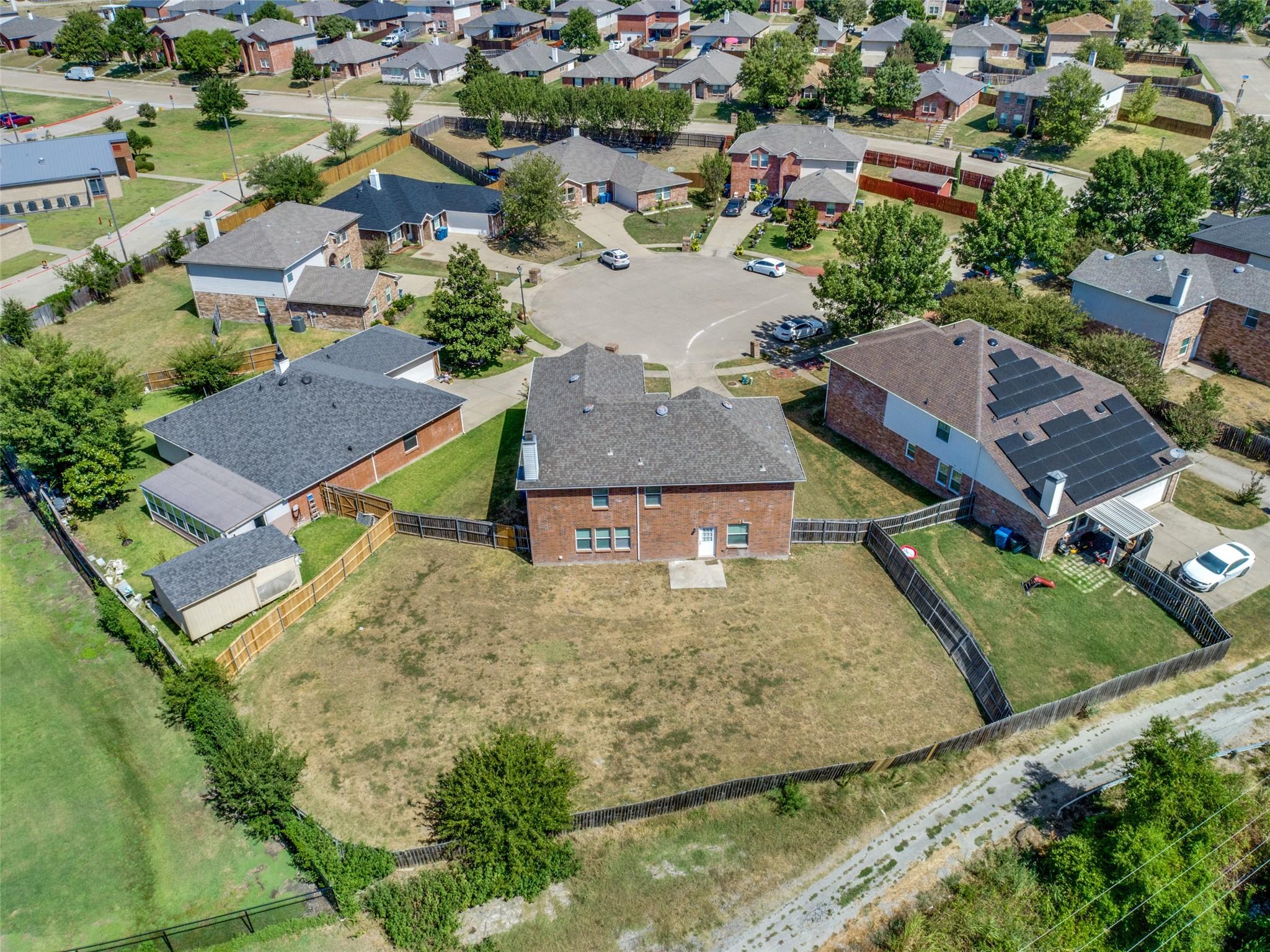 main property photo 27