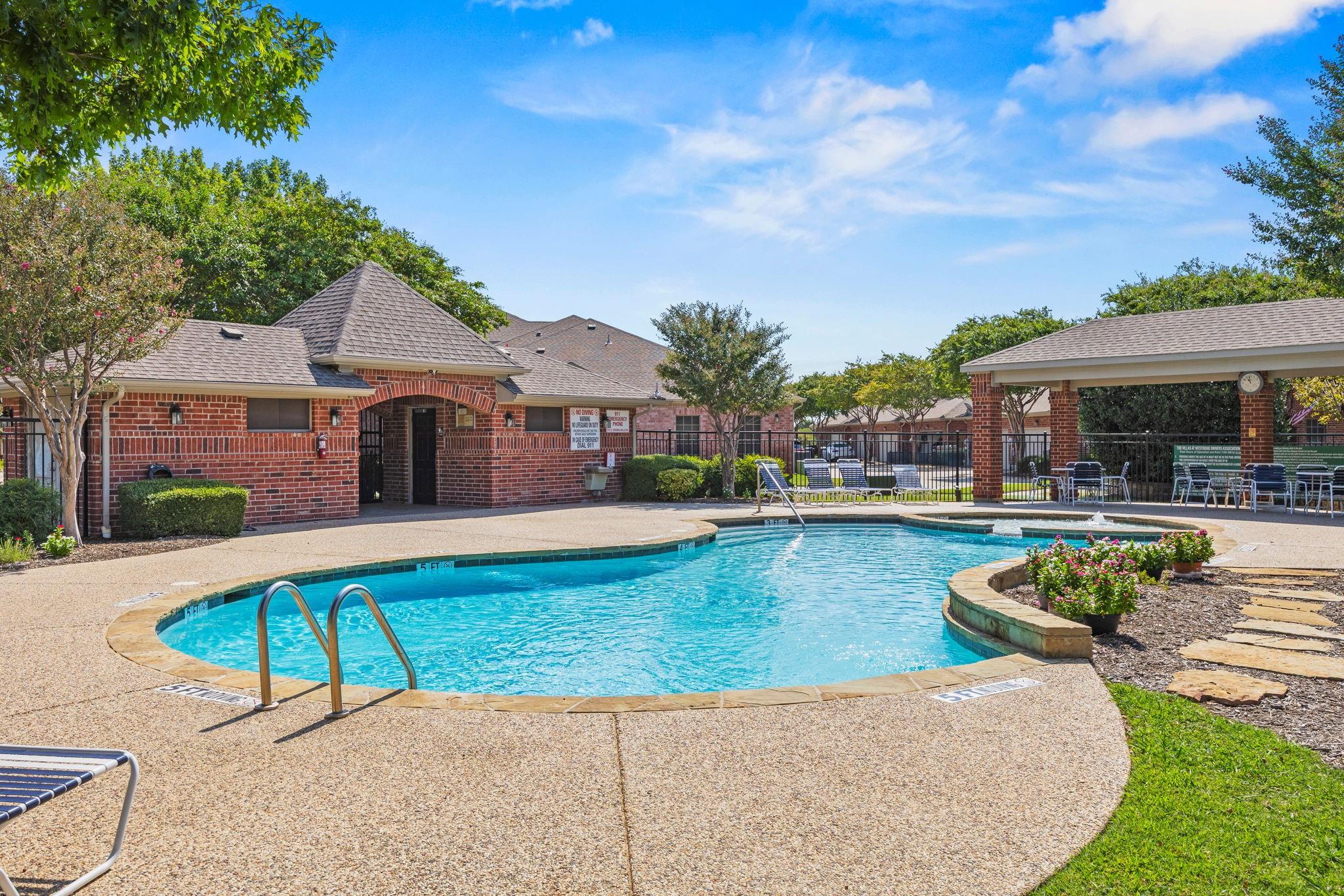 main property photo 23