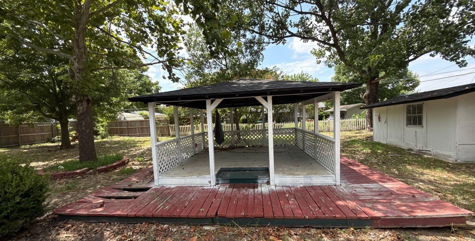 main property photo 14