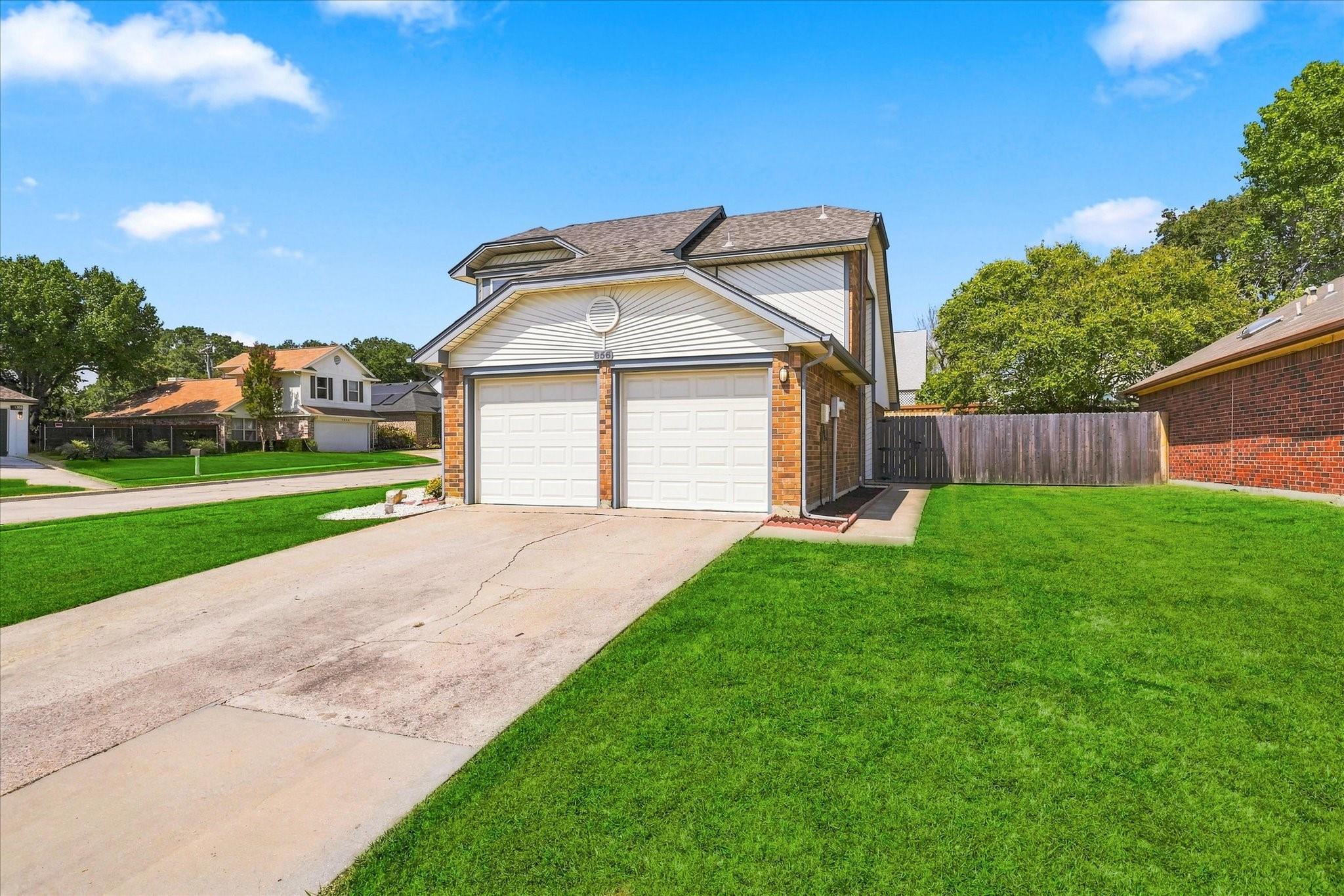 main property photo 5