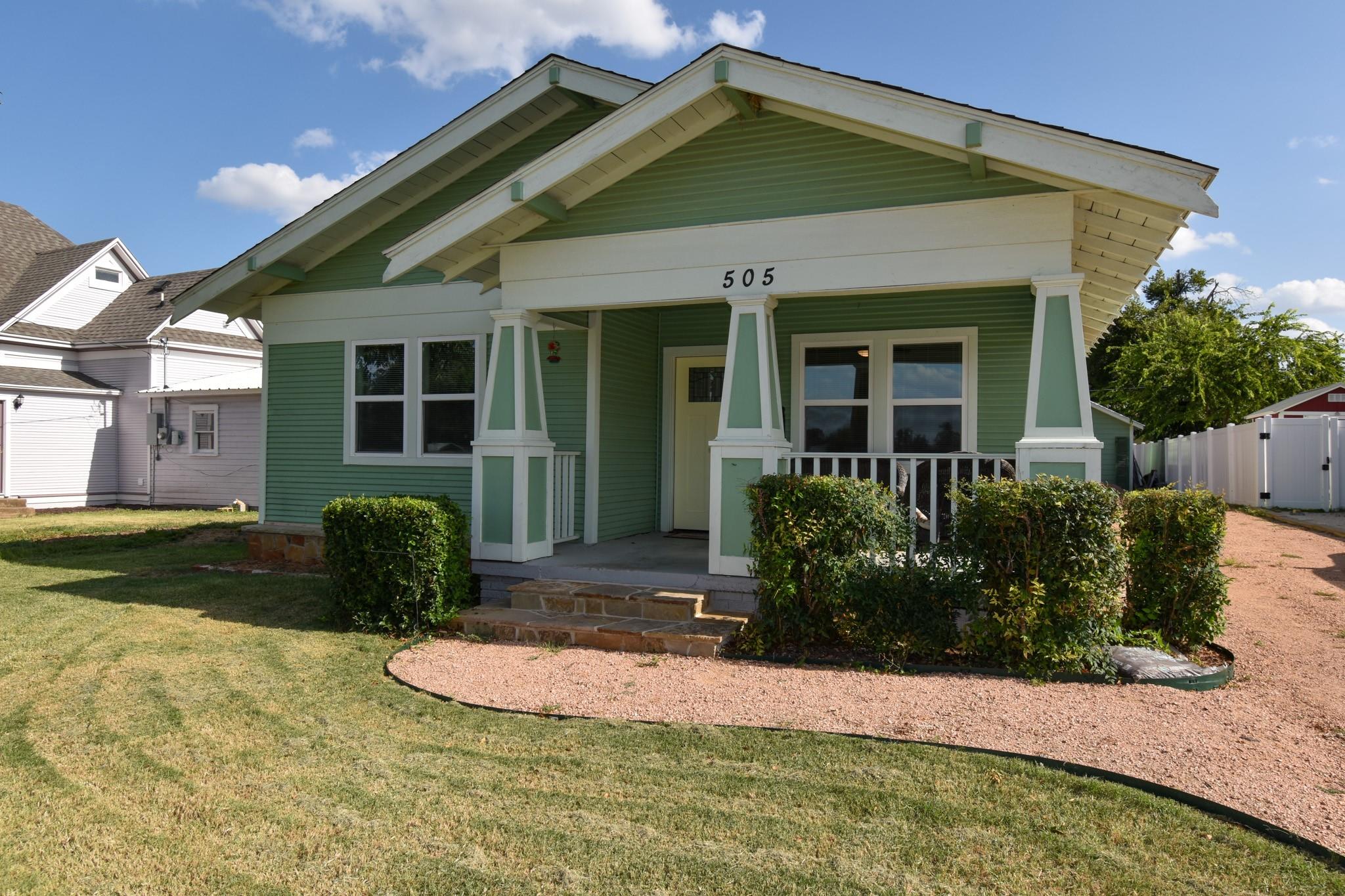 main property photo 1