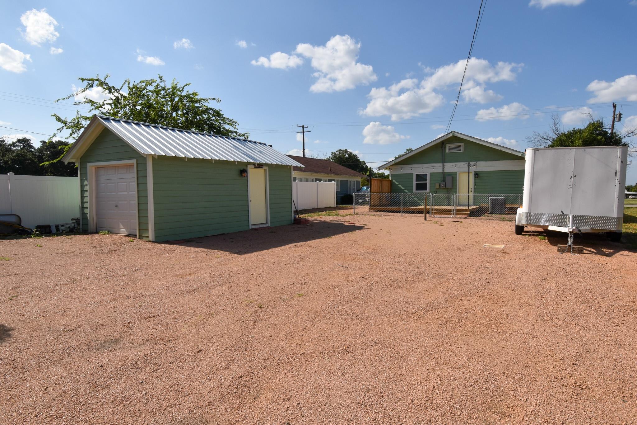 main property photo 21