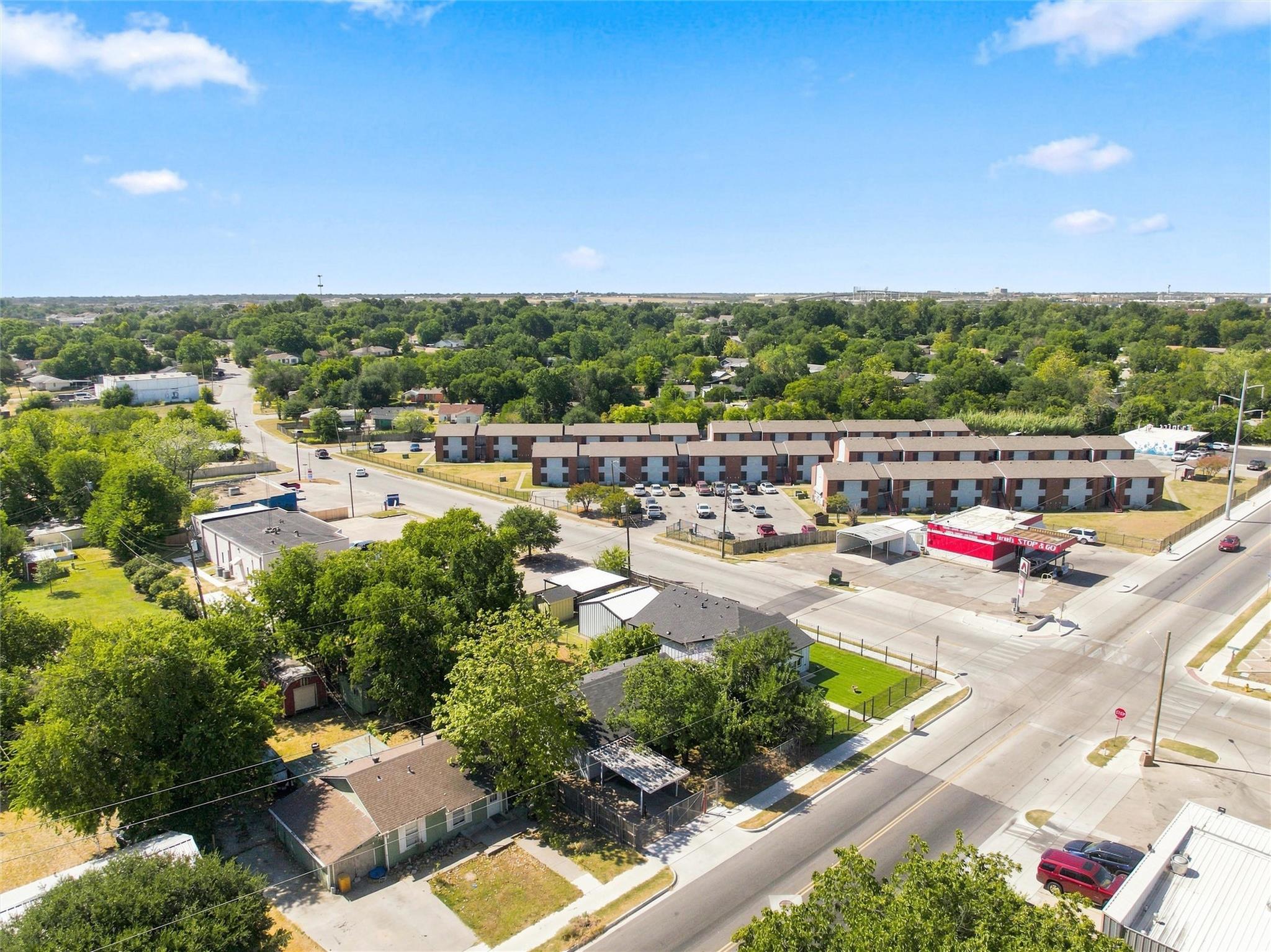 main property photo 20