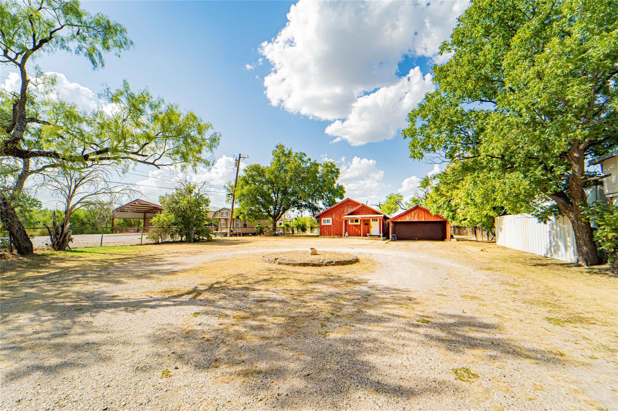 main property photo 20