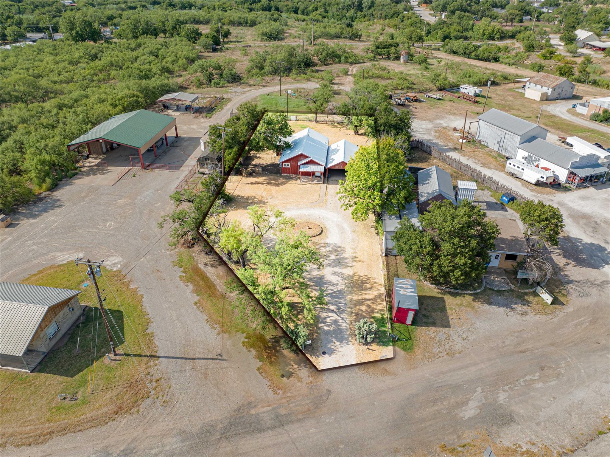 main property photo 21