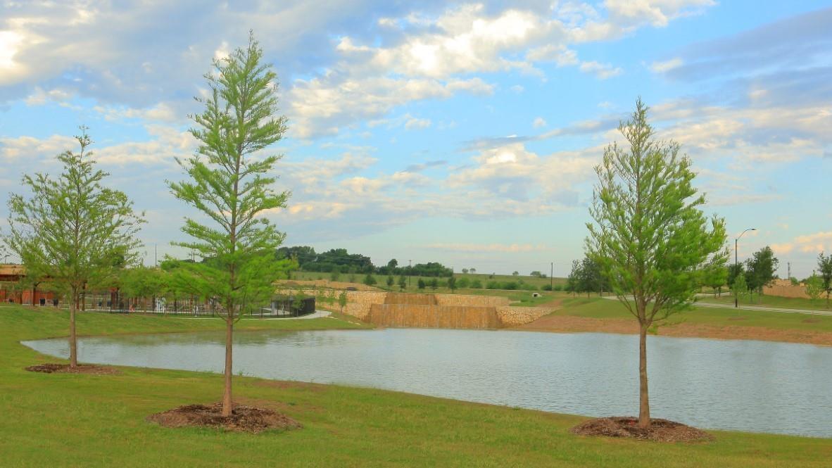 main property photo 20