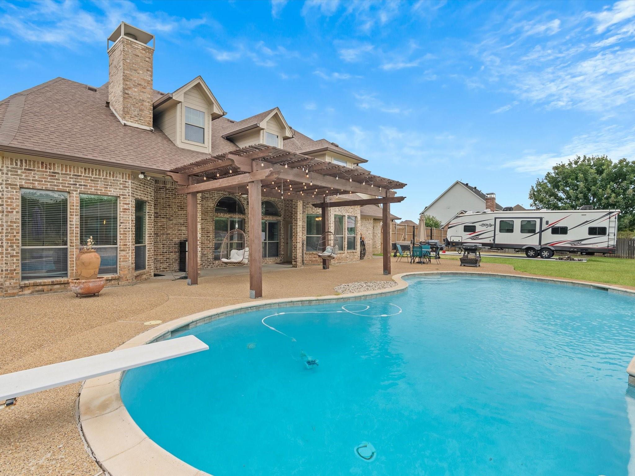 main property photo 33