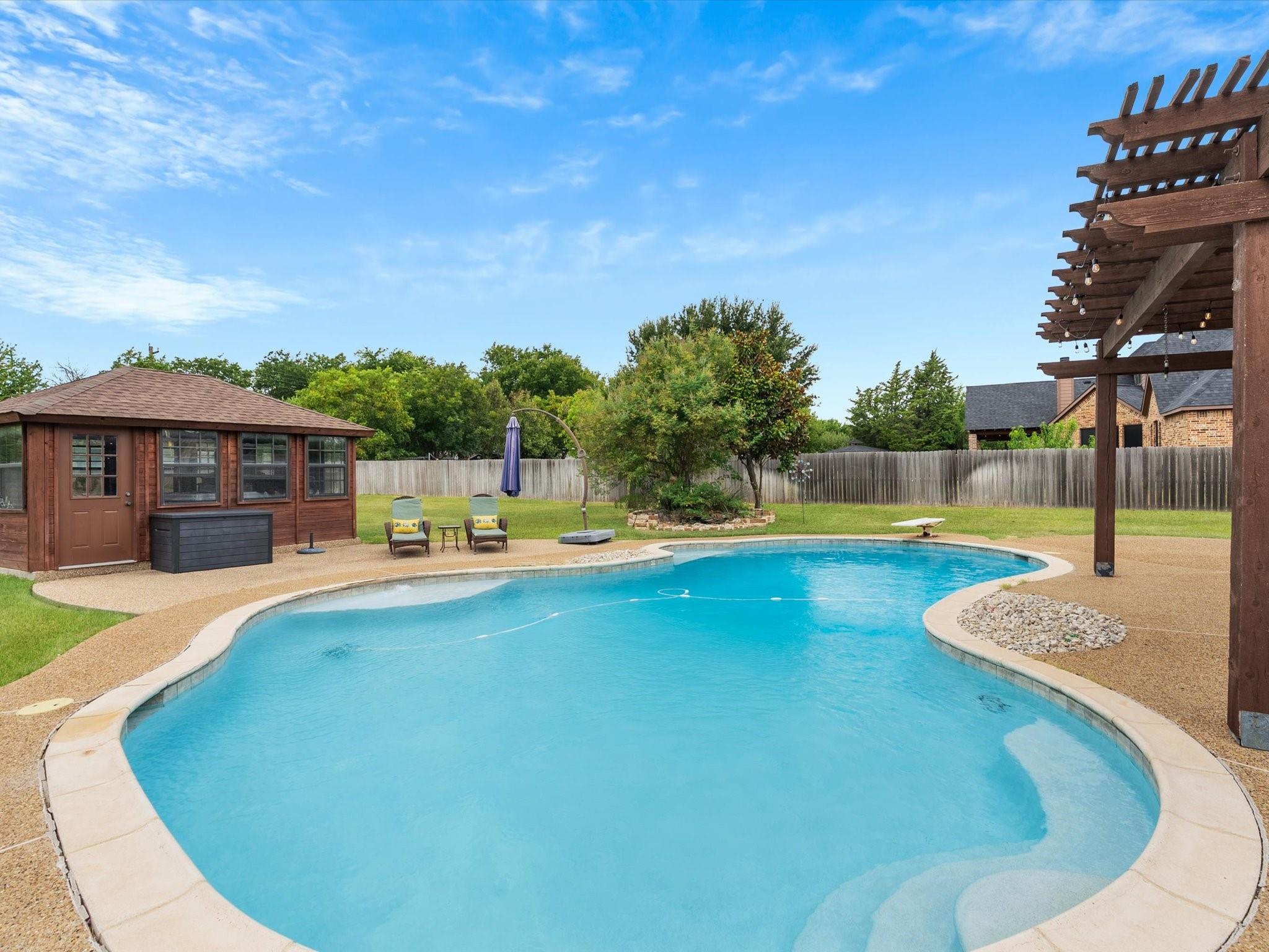 main property photo 34