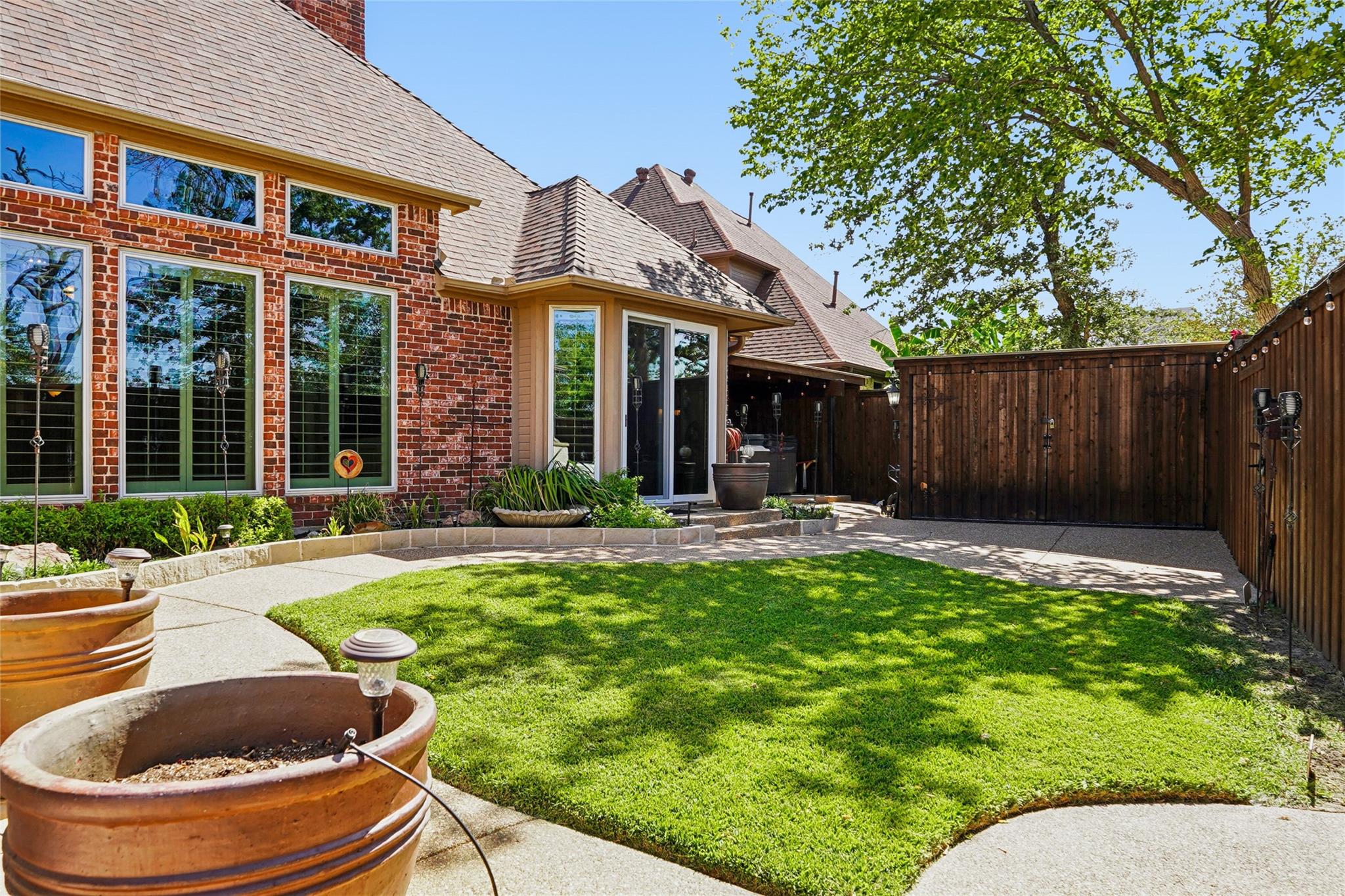 main property photo 21