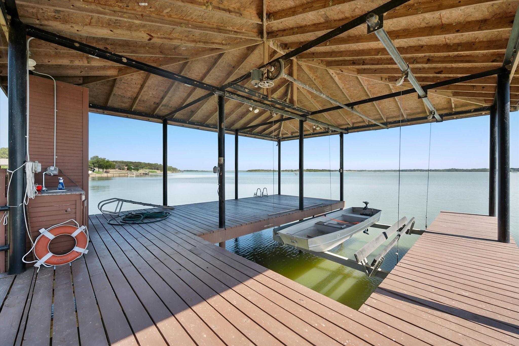 main property photo 34