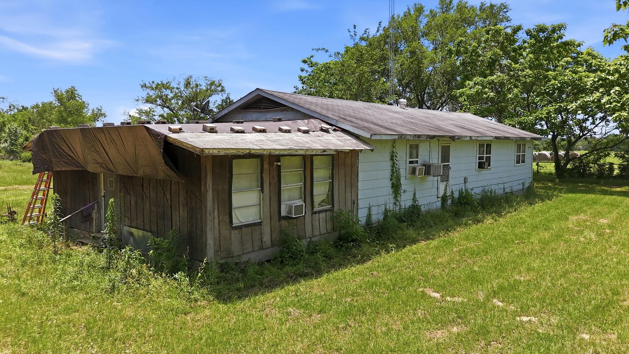 main property photo 6