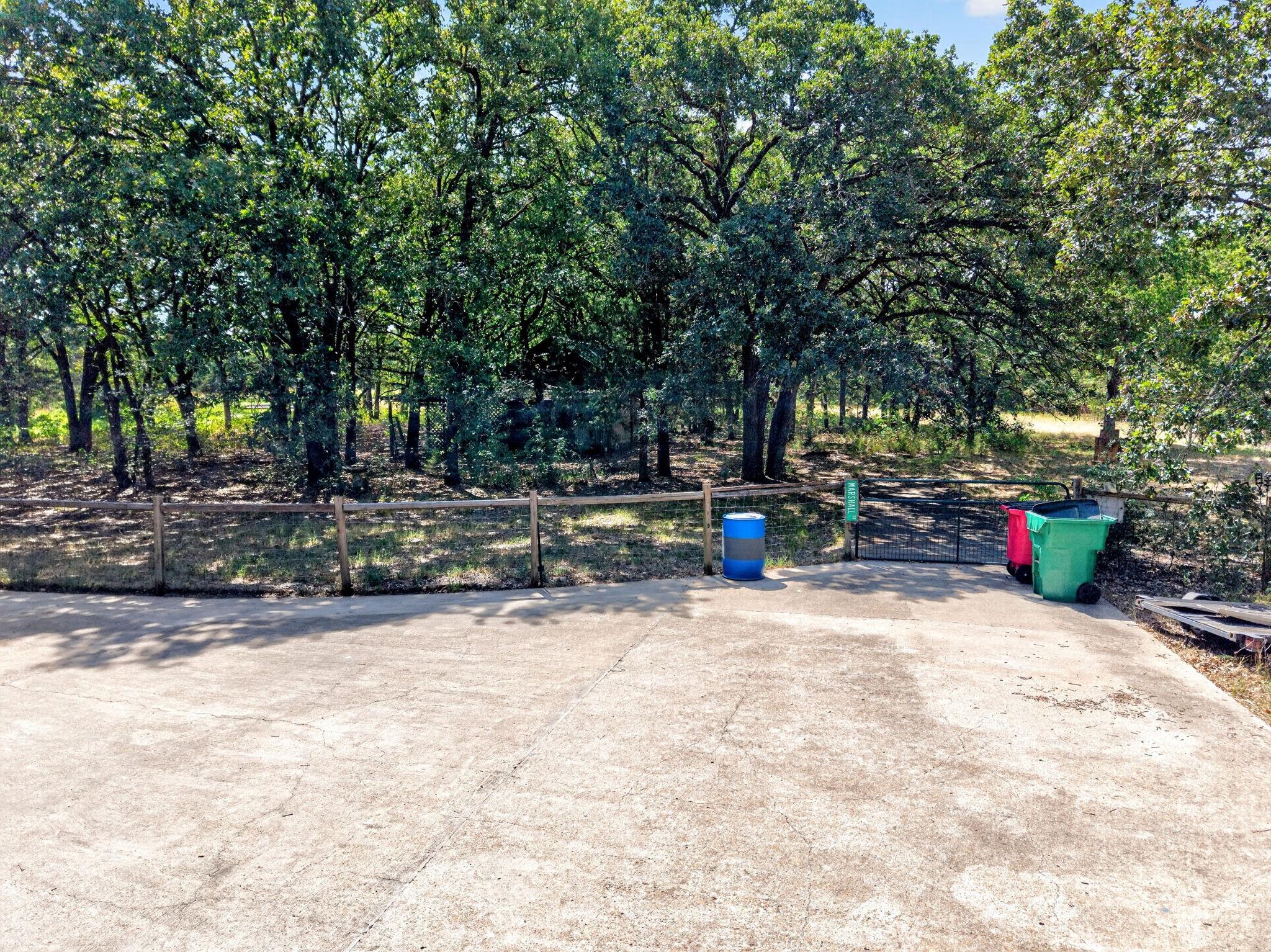 main property photo 29
