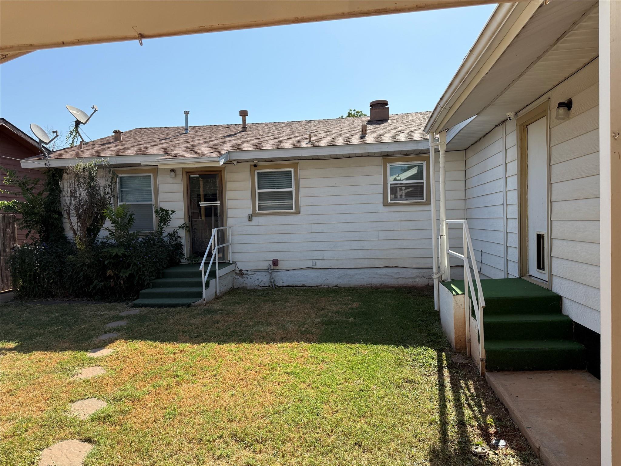 main property photo 20