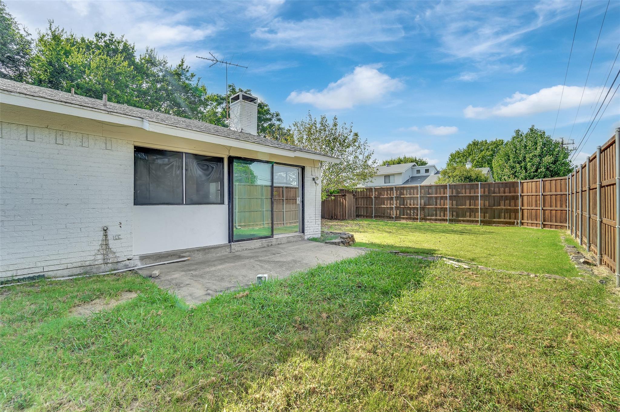 main property photo 23
