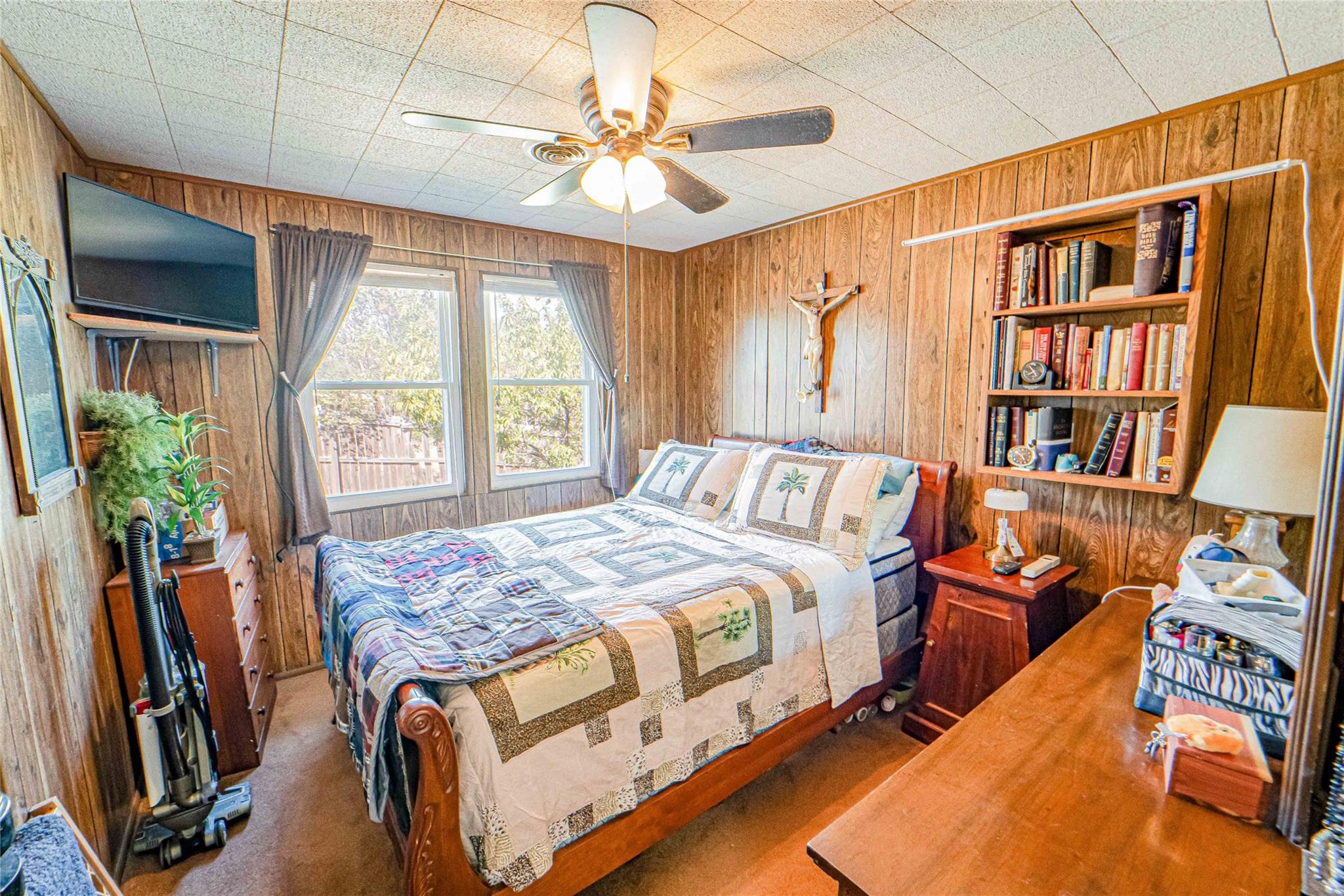 main property photo 16
