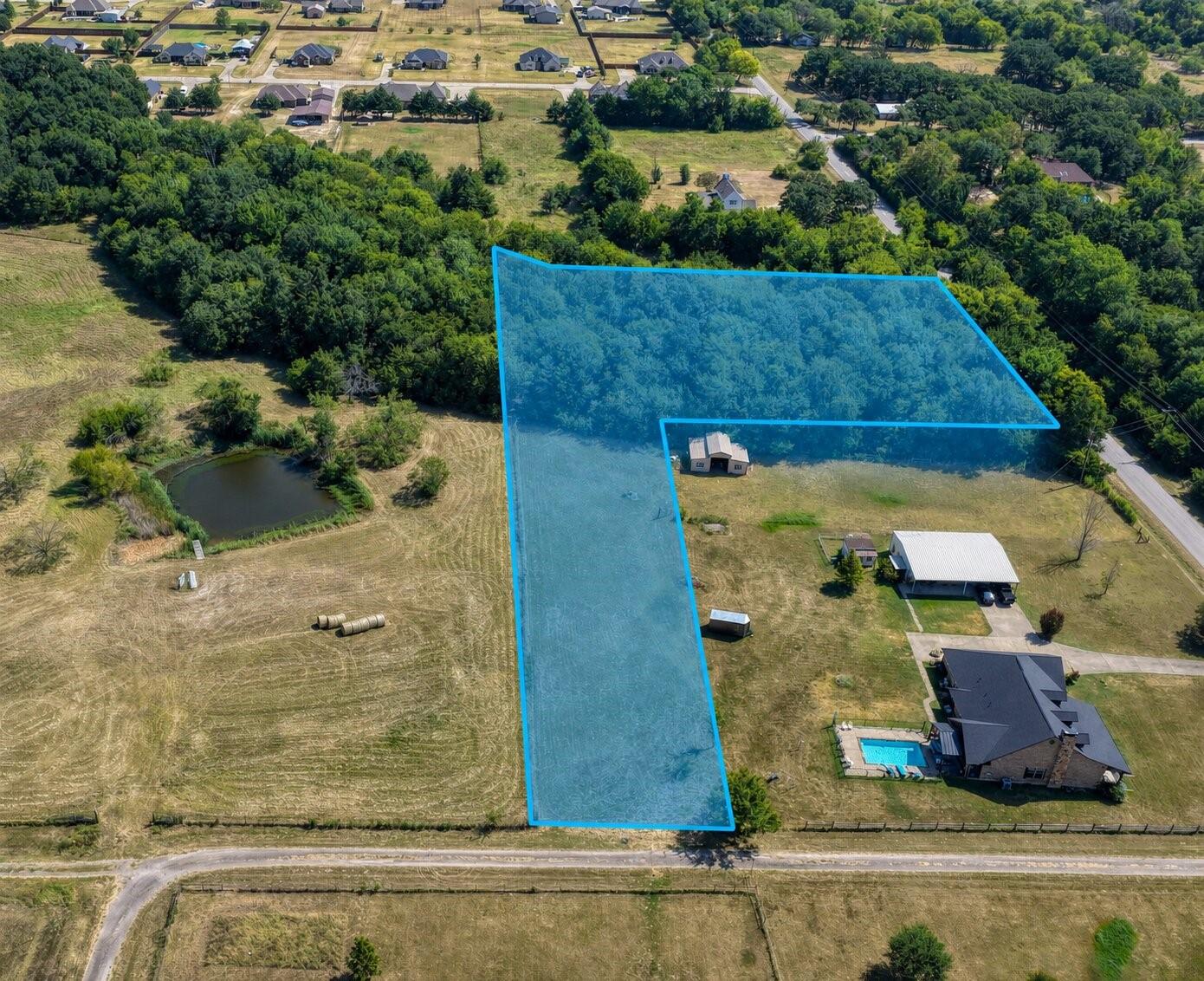 main property photo 2