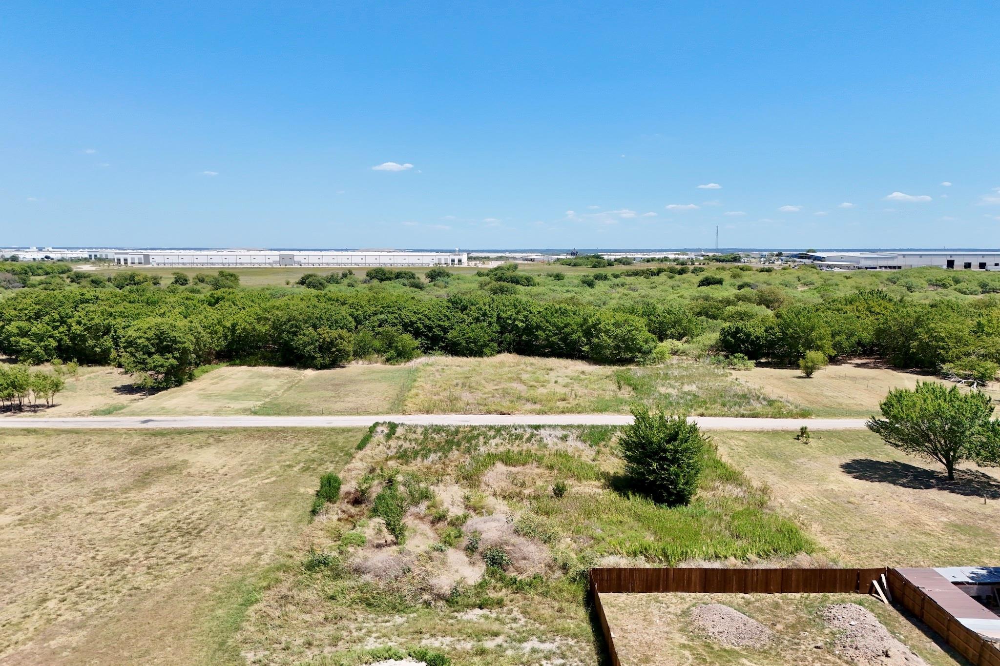 main property photo 4
