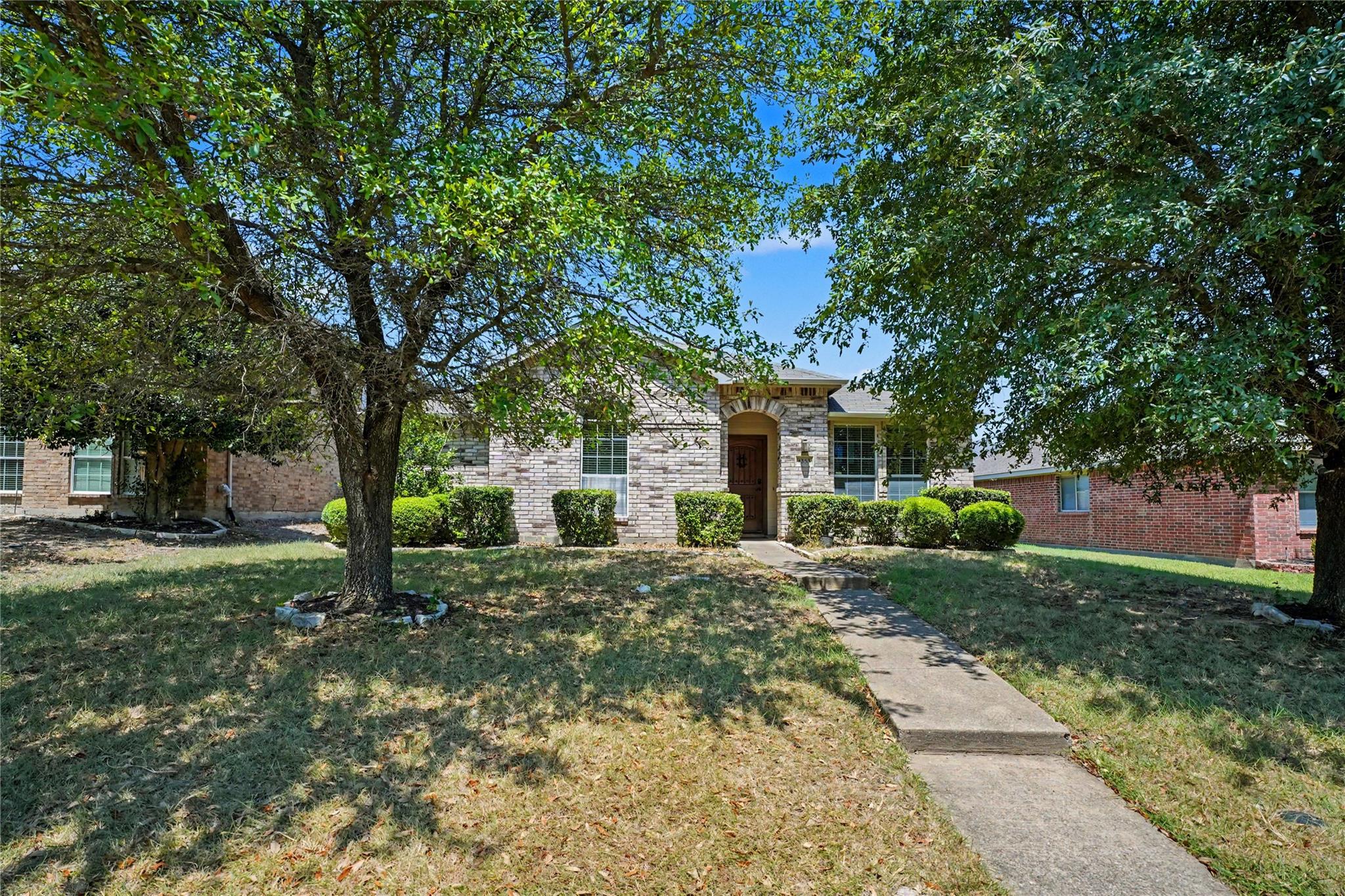 main property photo 1