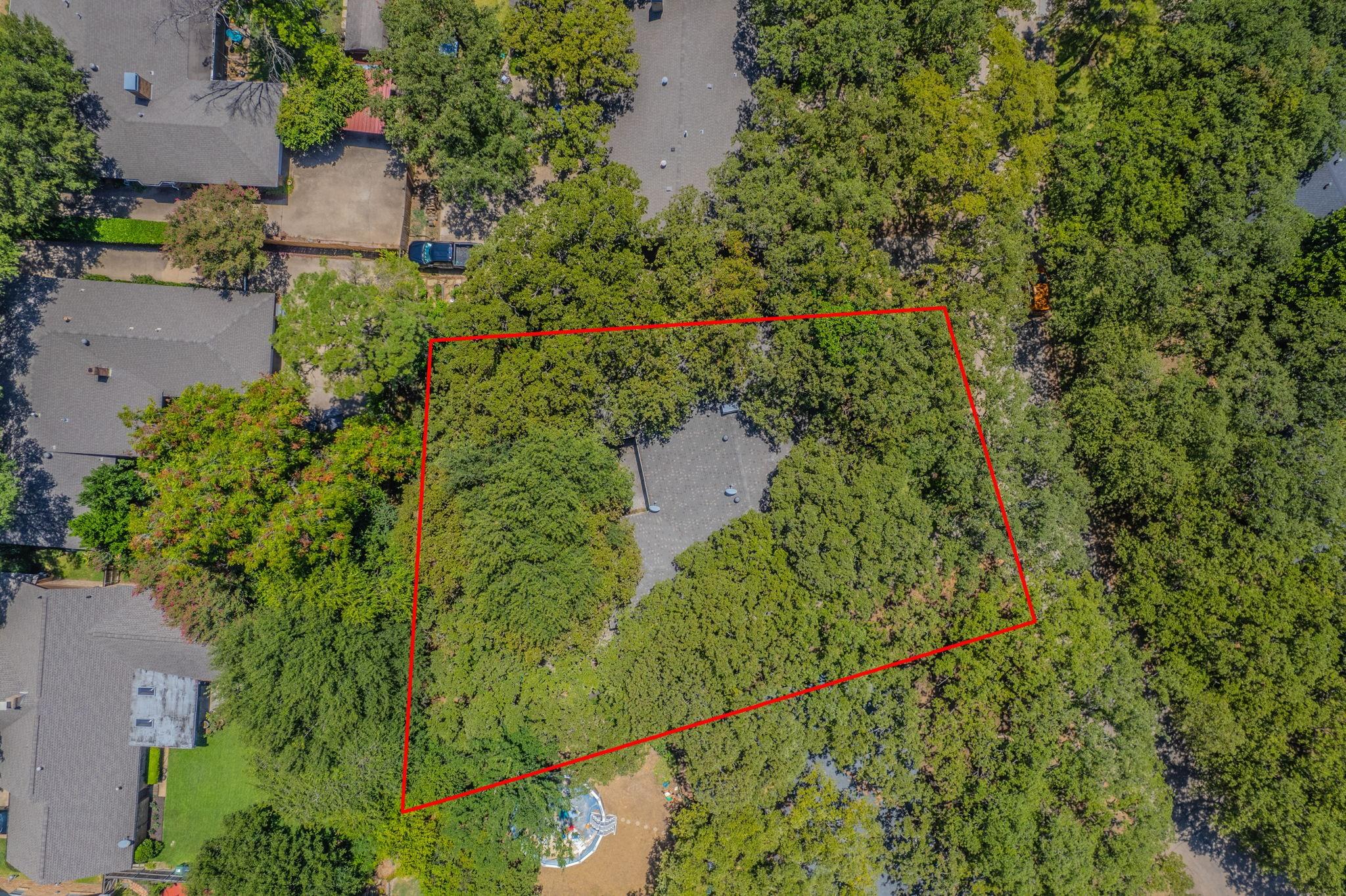 main property photo 30