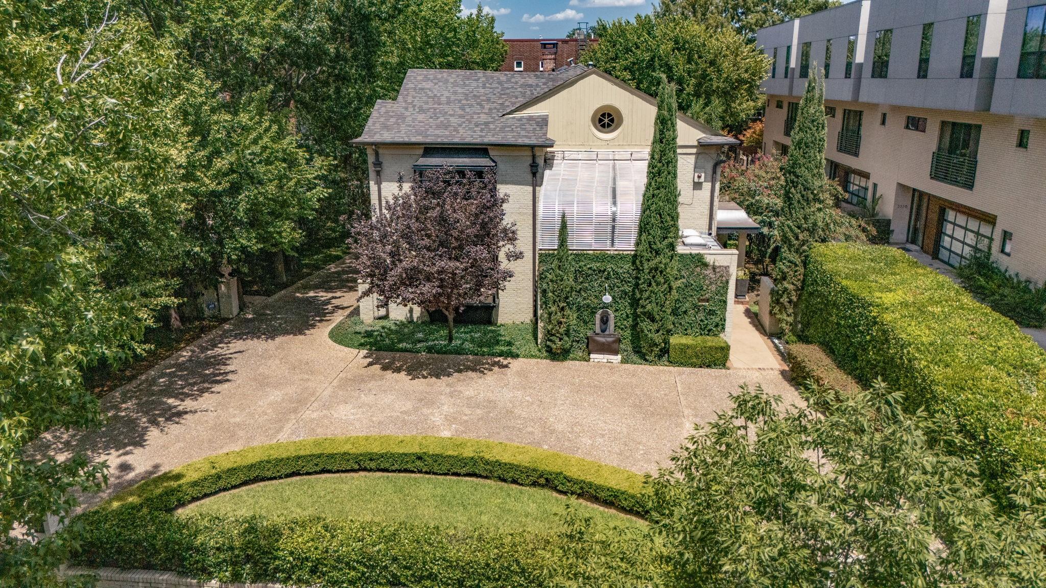 main property photo 8
